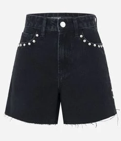 Short Mom em Jeans com Cintura Alta e Tachas