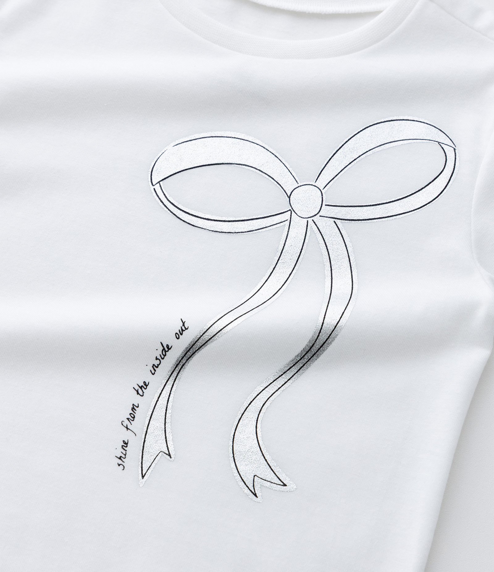 Camiseta Infantil com Estampa de Laço  - Tam 1 a 6 Anos Branco 4