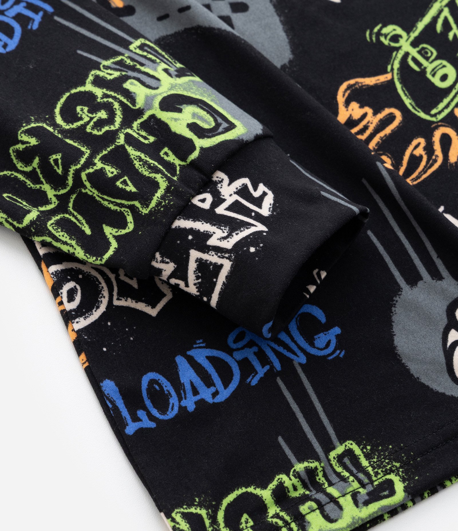 Pijama Infantil Longo em Plush com Estampa de Skate – Tam 7 a 14 Anos Preto 9