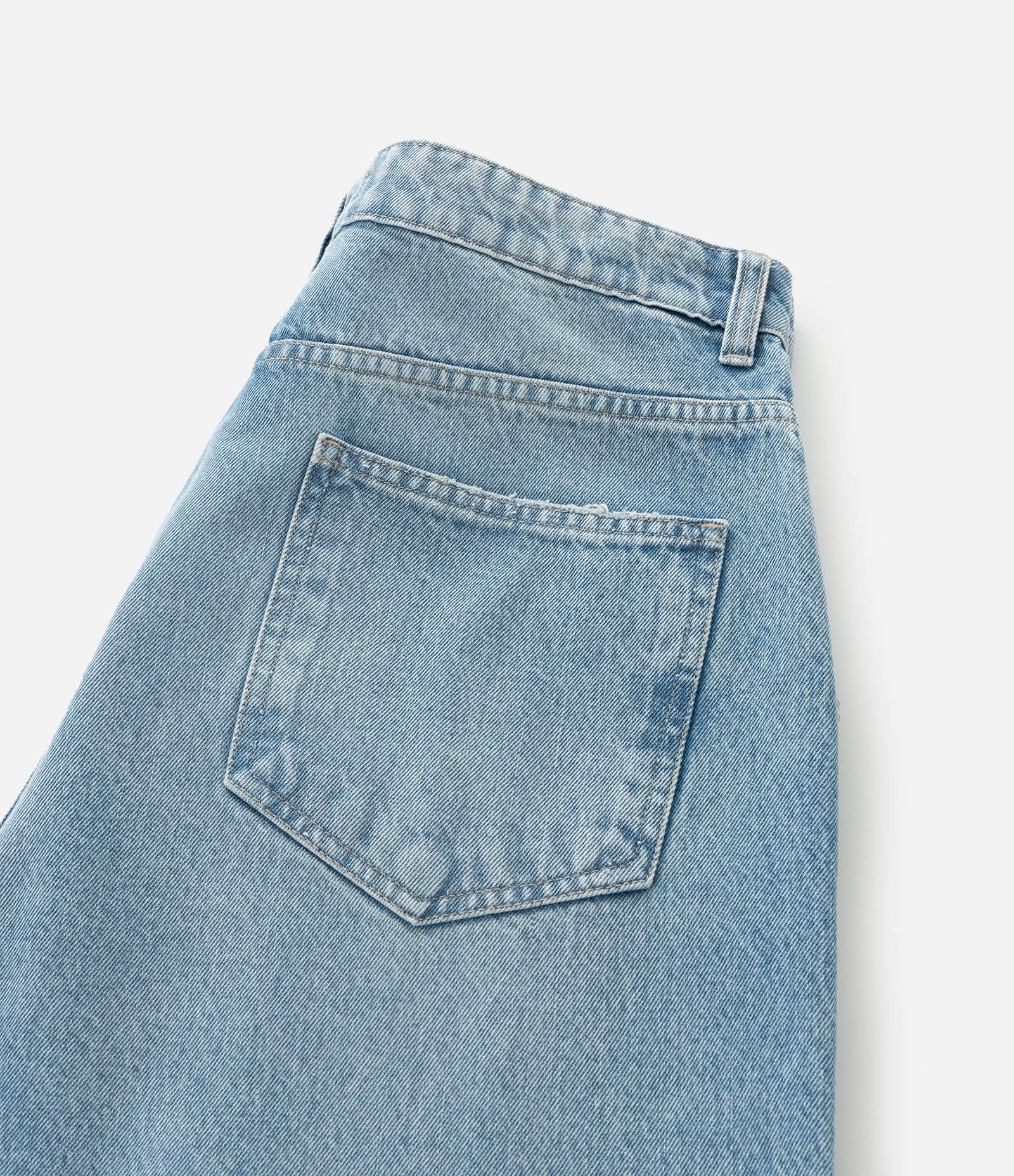 Calça Skater em Jeans com Recorte e Cordão Azul 7