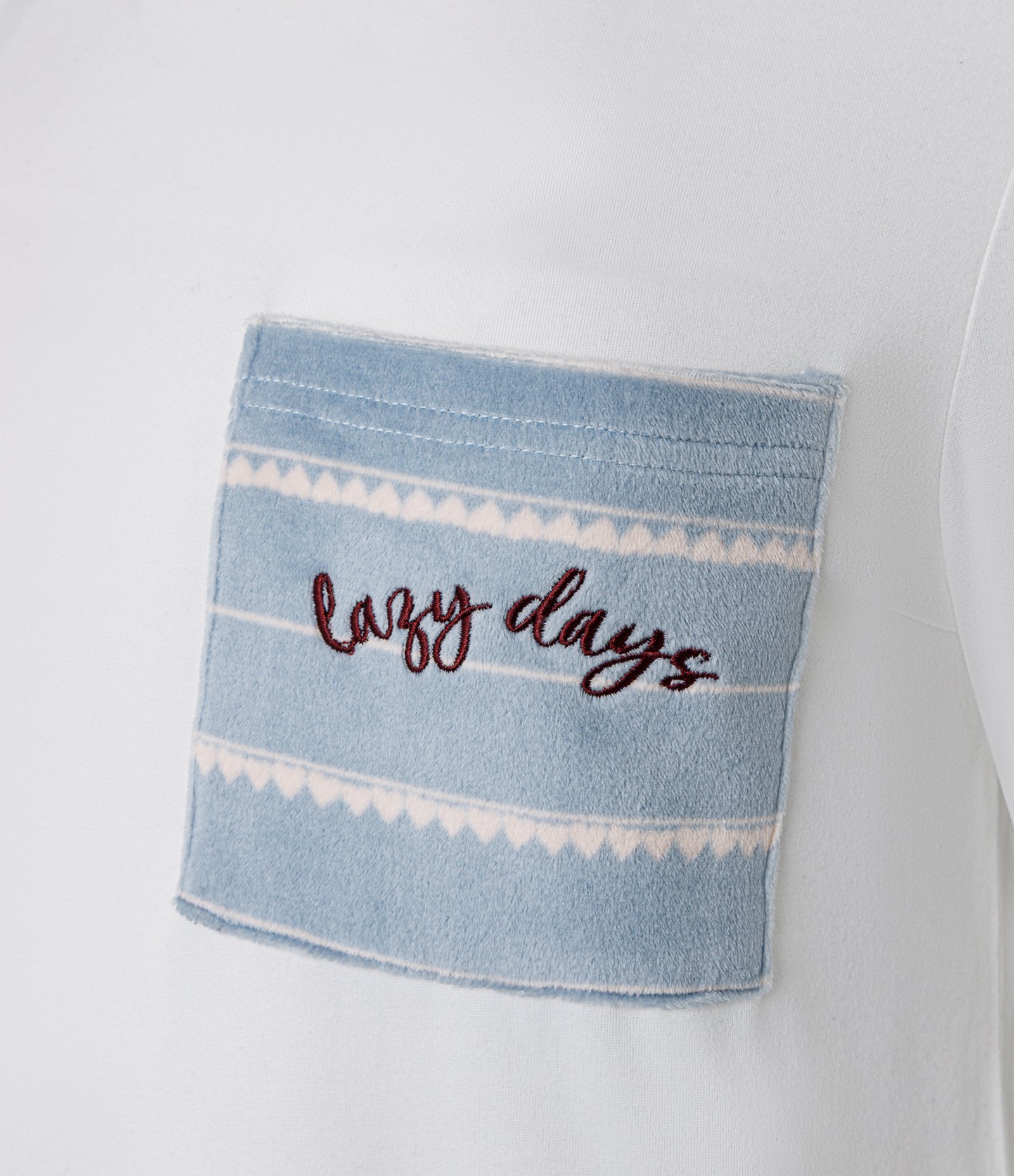 Pijama Longo em Plush com Bolsinho no Peito Azul 2