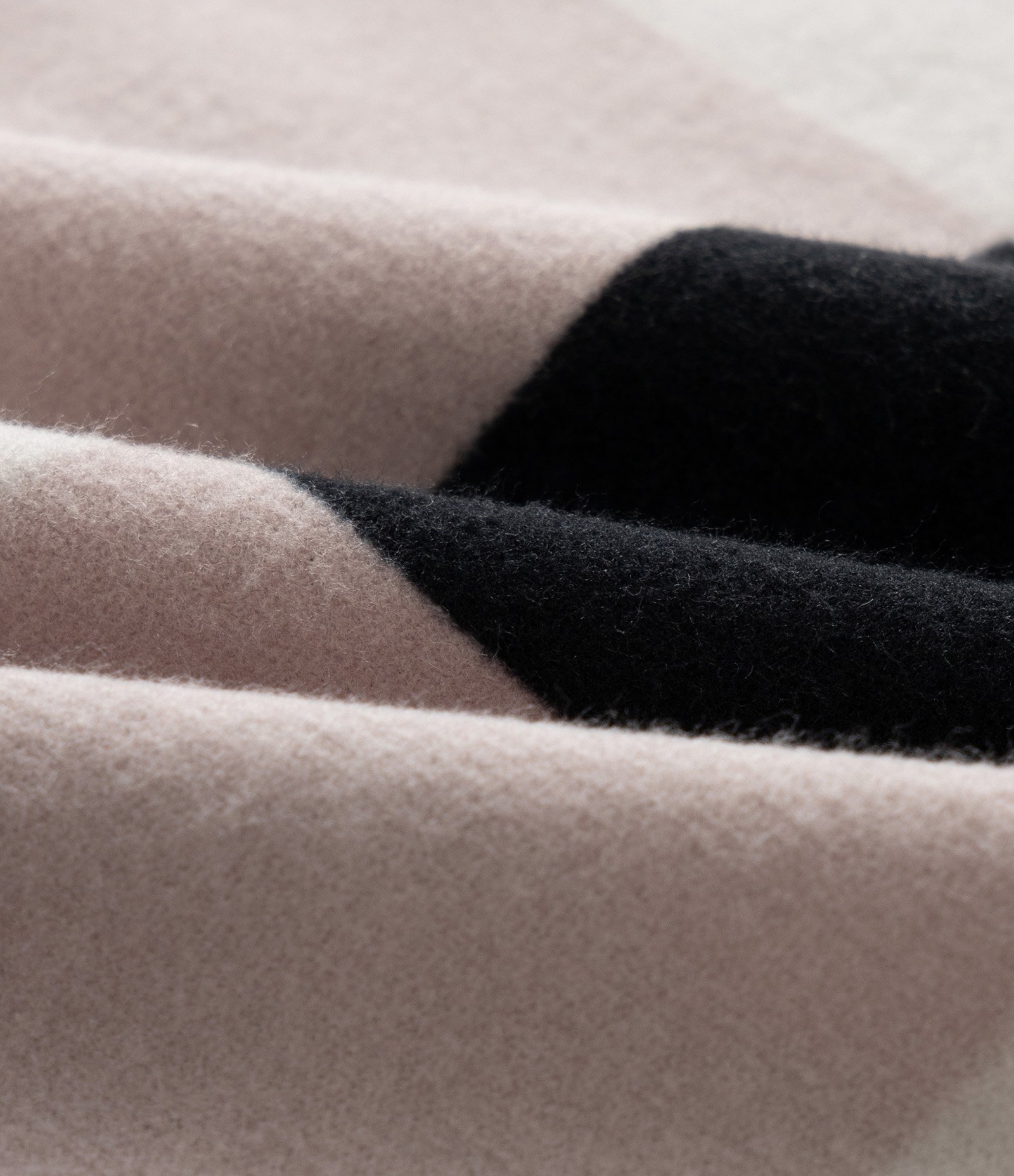 Pijama Infantil Longo com Bordado e Estampa Xadrez– Tam 5 a 14 Anos Bege/Rosa/Preto 7