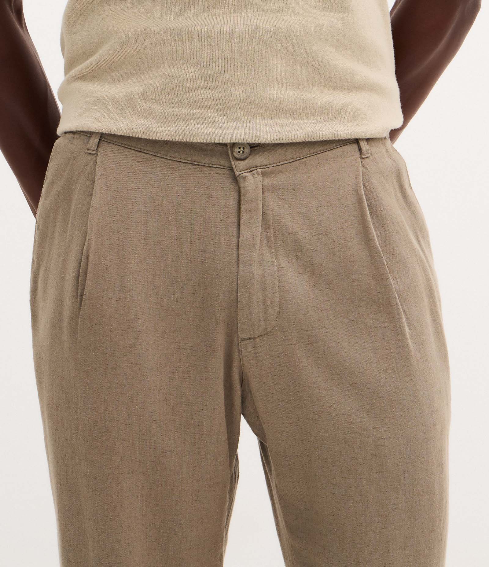Calça Reta em Viscolinho Liso Cinza 3