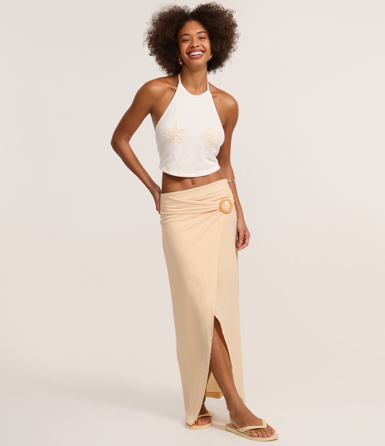 Blusa Frente Única com Bordado Fundo do Mar Branco 2