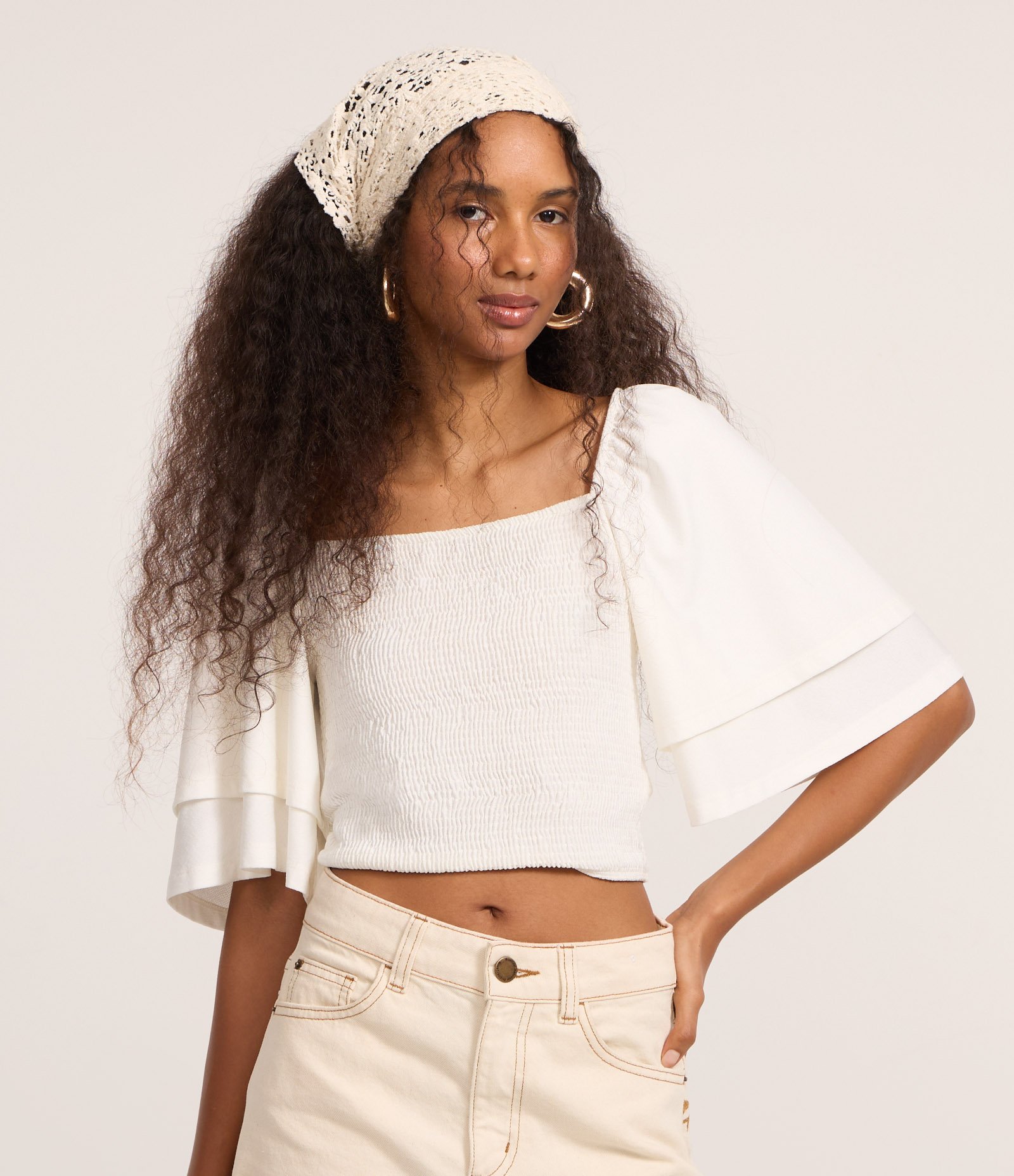 Blusa Cropped com Lastex e Manga Dupla Off White 1