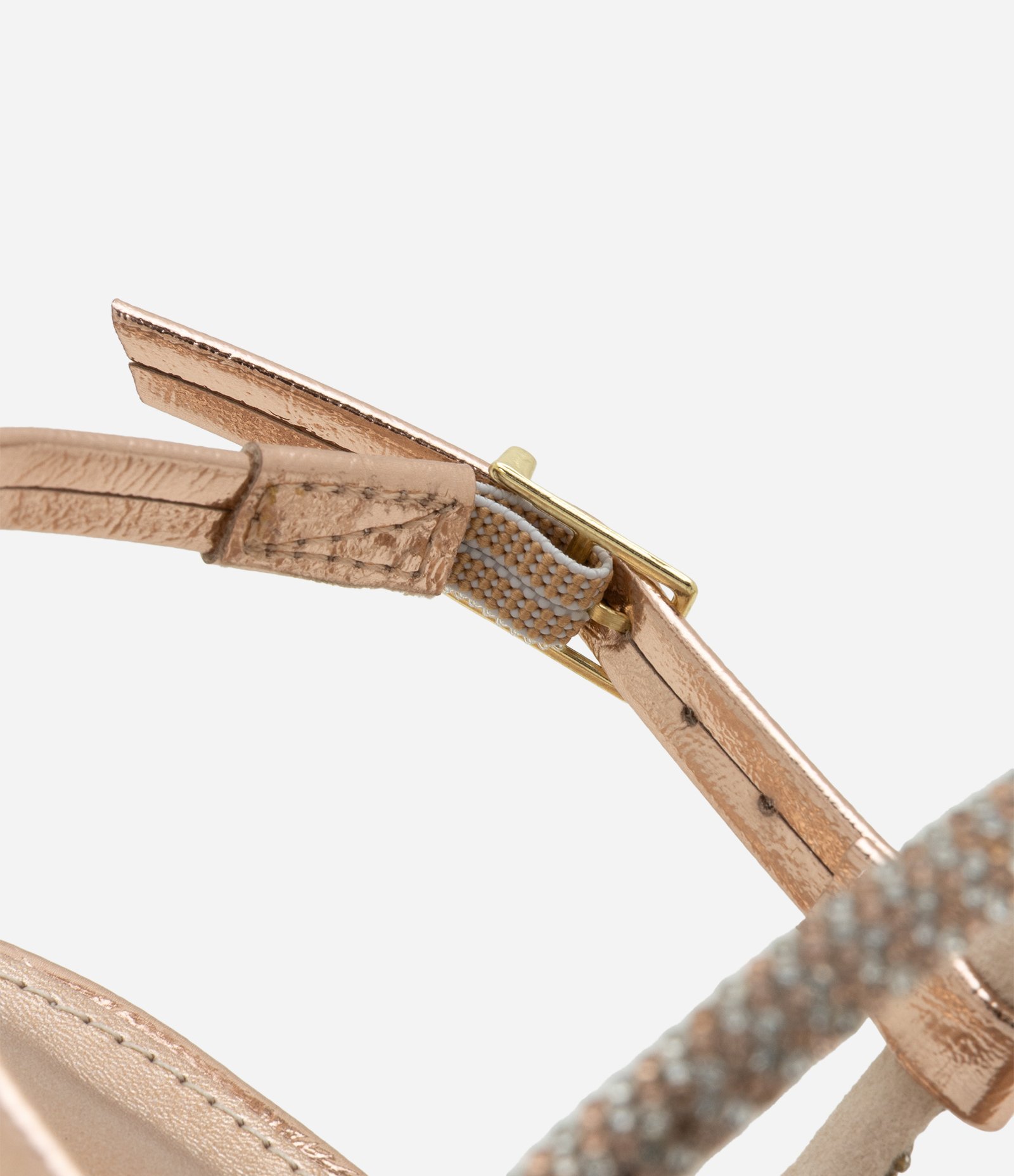 Sandália com Tiras Finas Cruzadas Brilhosas Rose 4