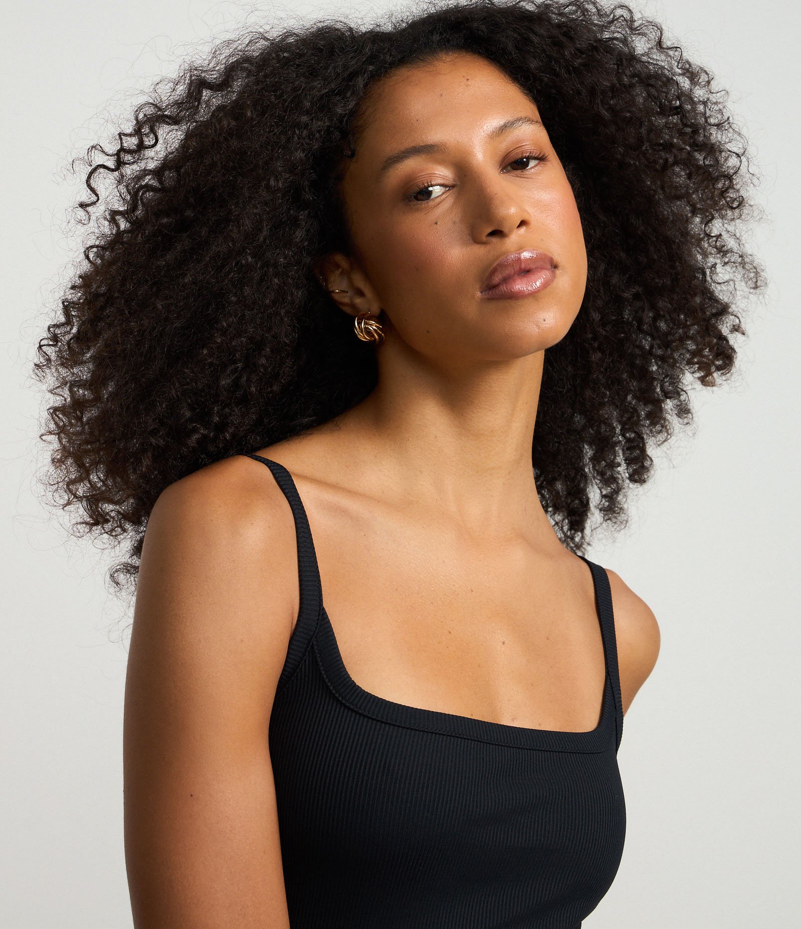 Vestido Evasê em Ribana com Alcinhas Preto 4