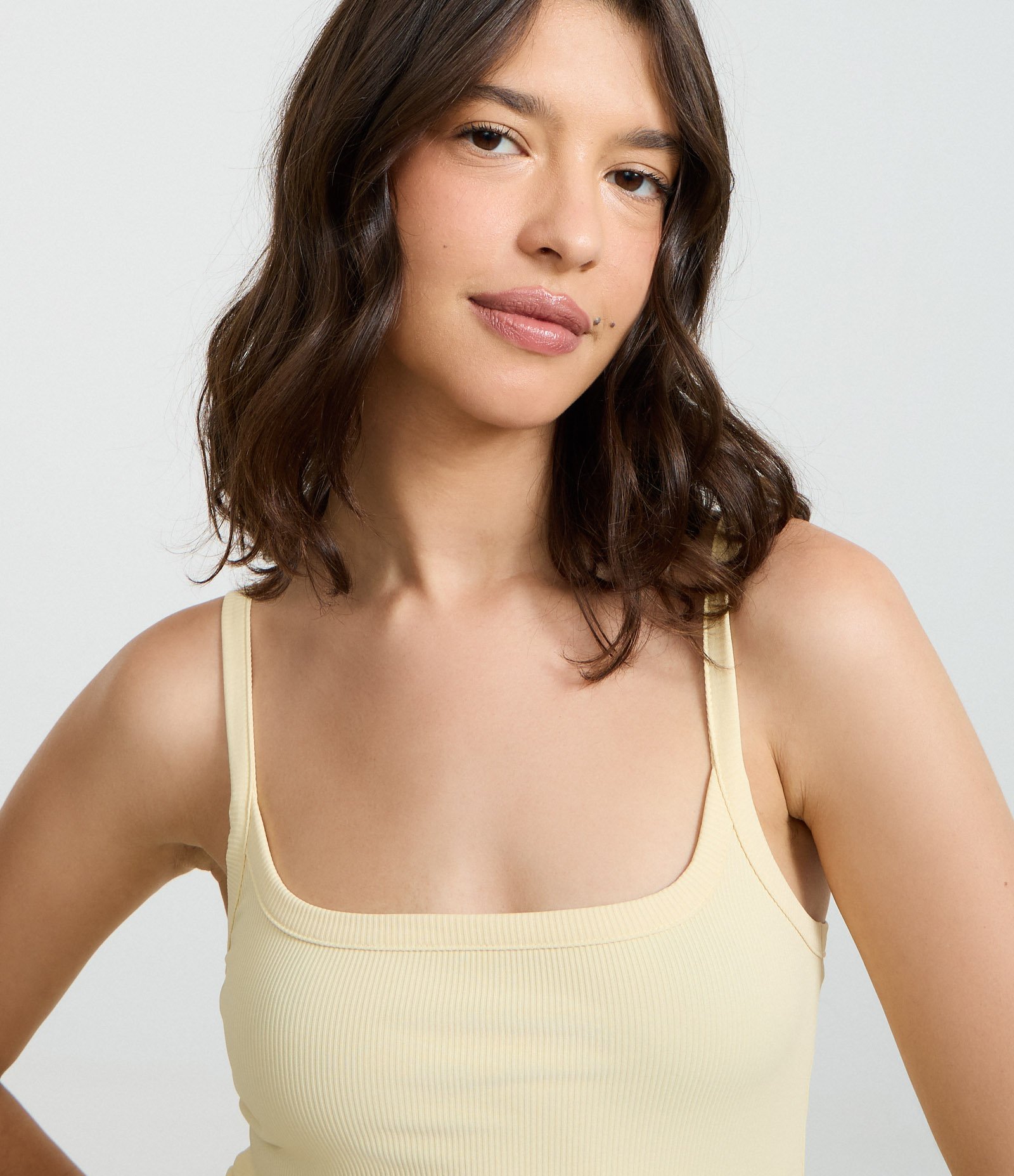 Vestido Evasê em Ribana com Alcinhas Bege 2