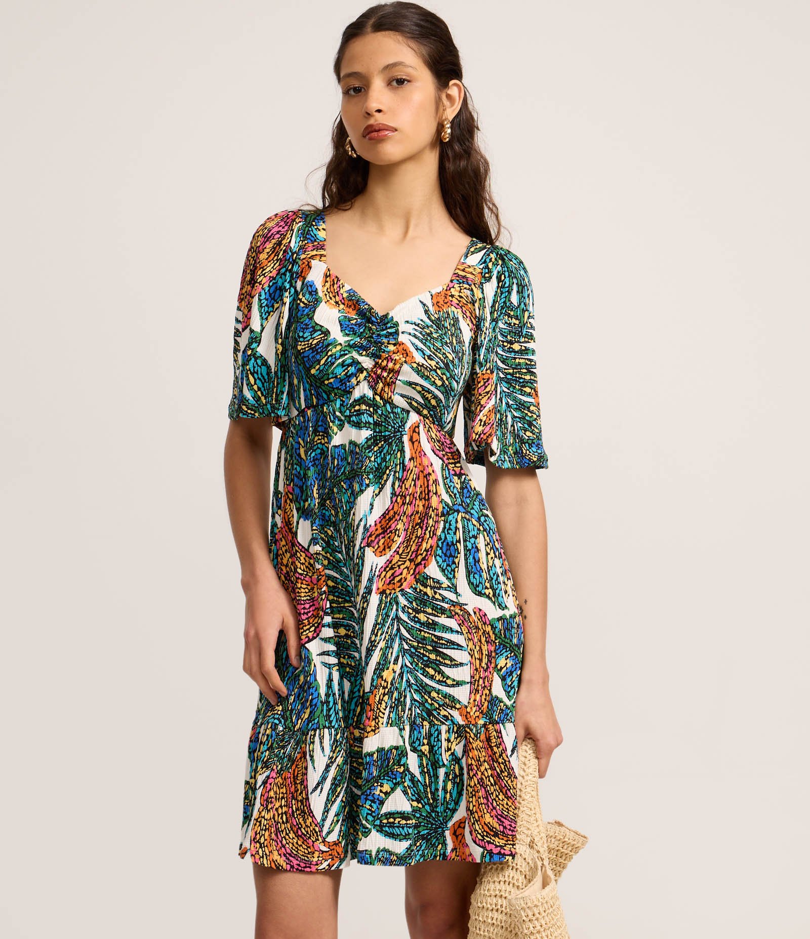 Vestido Curto com Decote Coração e Estampa Tropical Verde/Off White/ Marrom 3