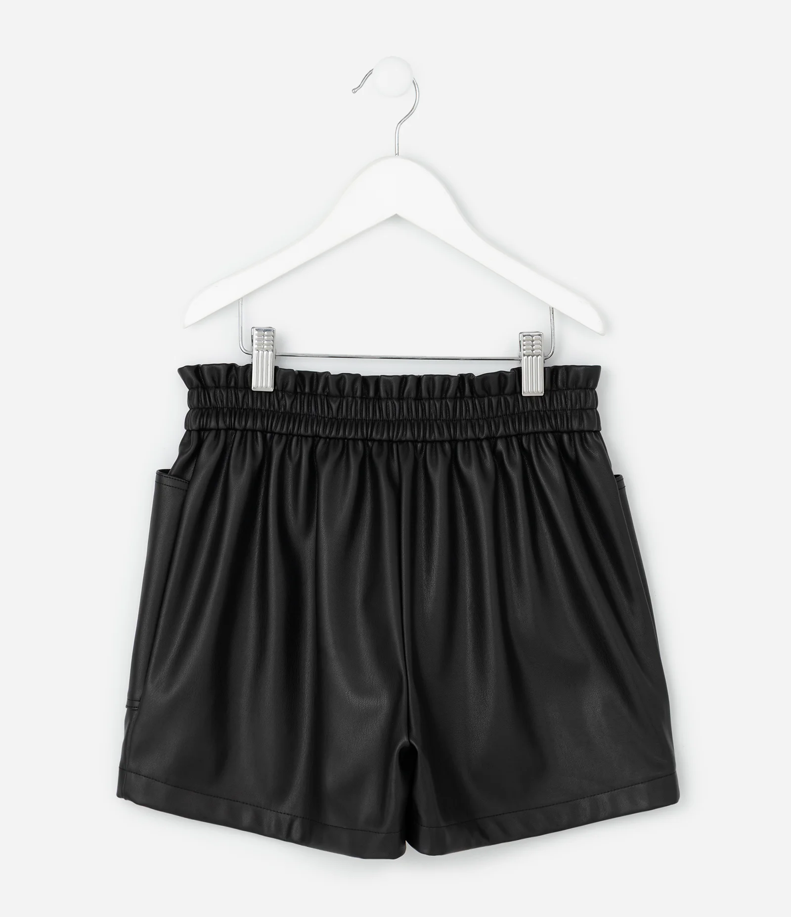 Short Infantil Clochard com Bolsos e Botões – Tam 5 a 14 Anos Preto 2