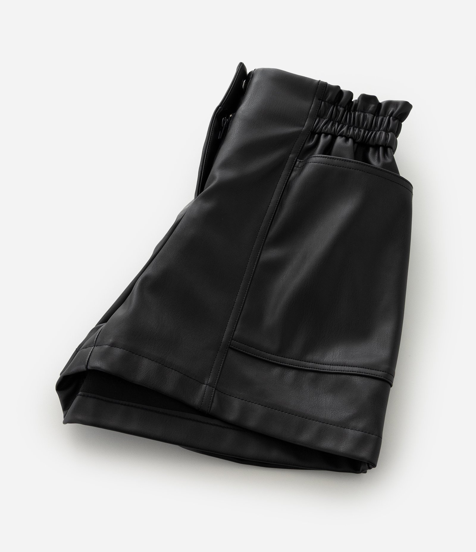 Short Infantil Clochard com Bolsos e Botões – Tam 5 a 14 Anos Preto 4