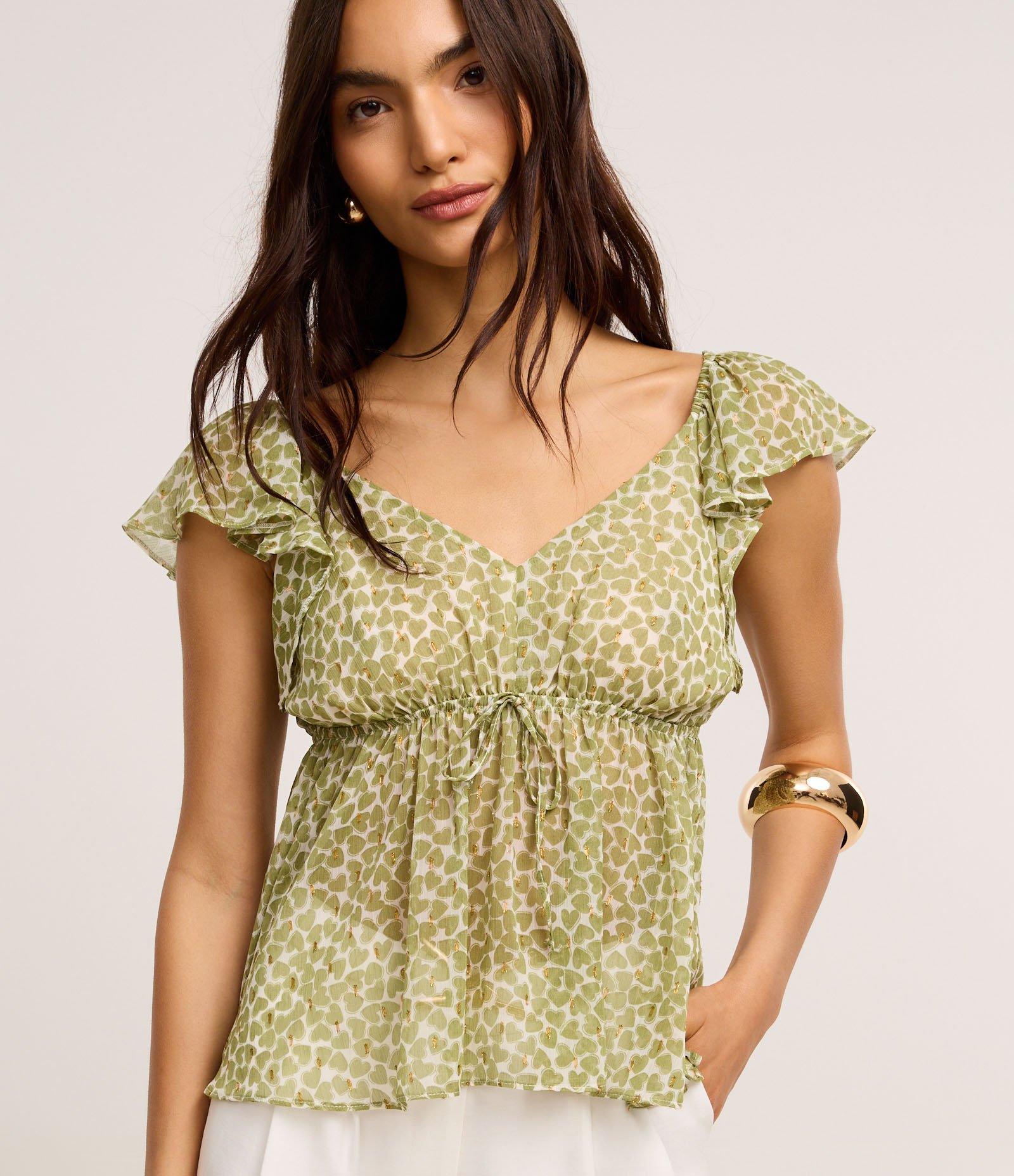 Blusa em Chiffon com Amarração e Estampa Corações Verde 1