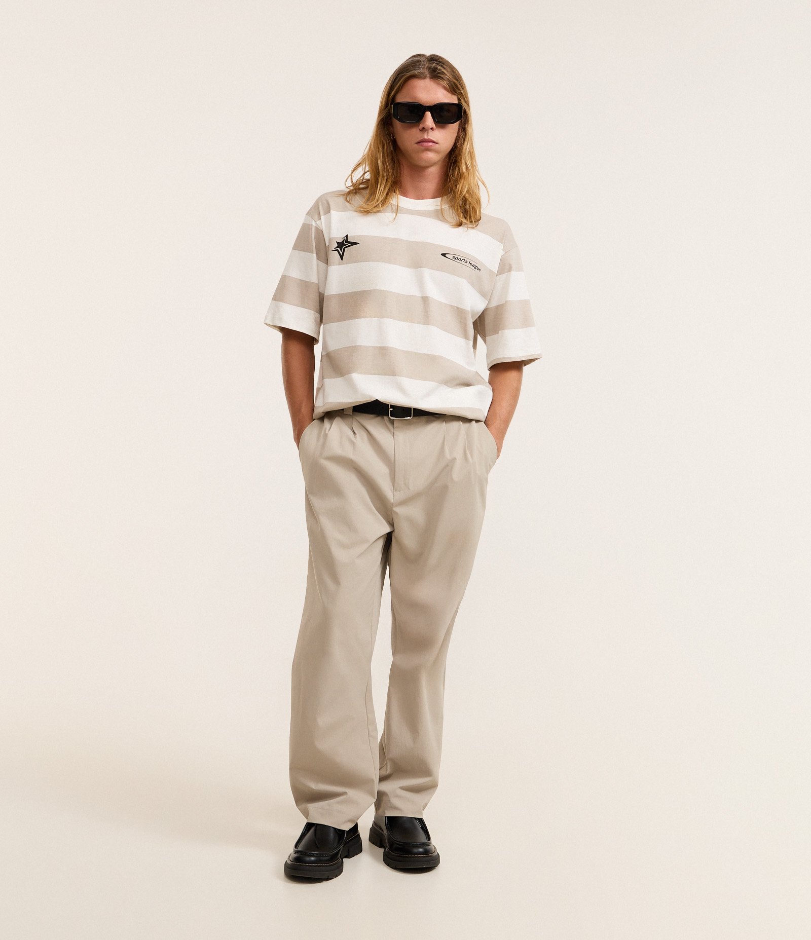 Camiseta Boxy em Algodão com Estampa e Listras Multicores 2