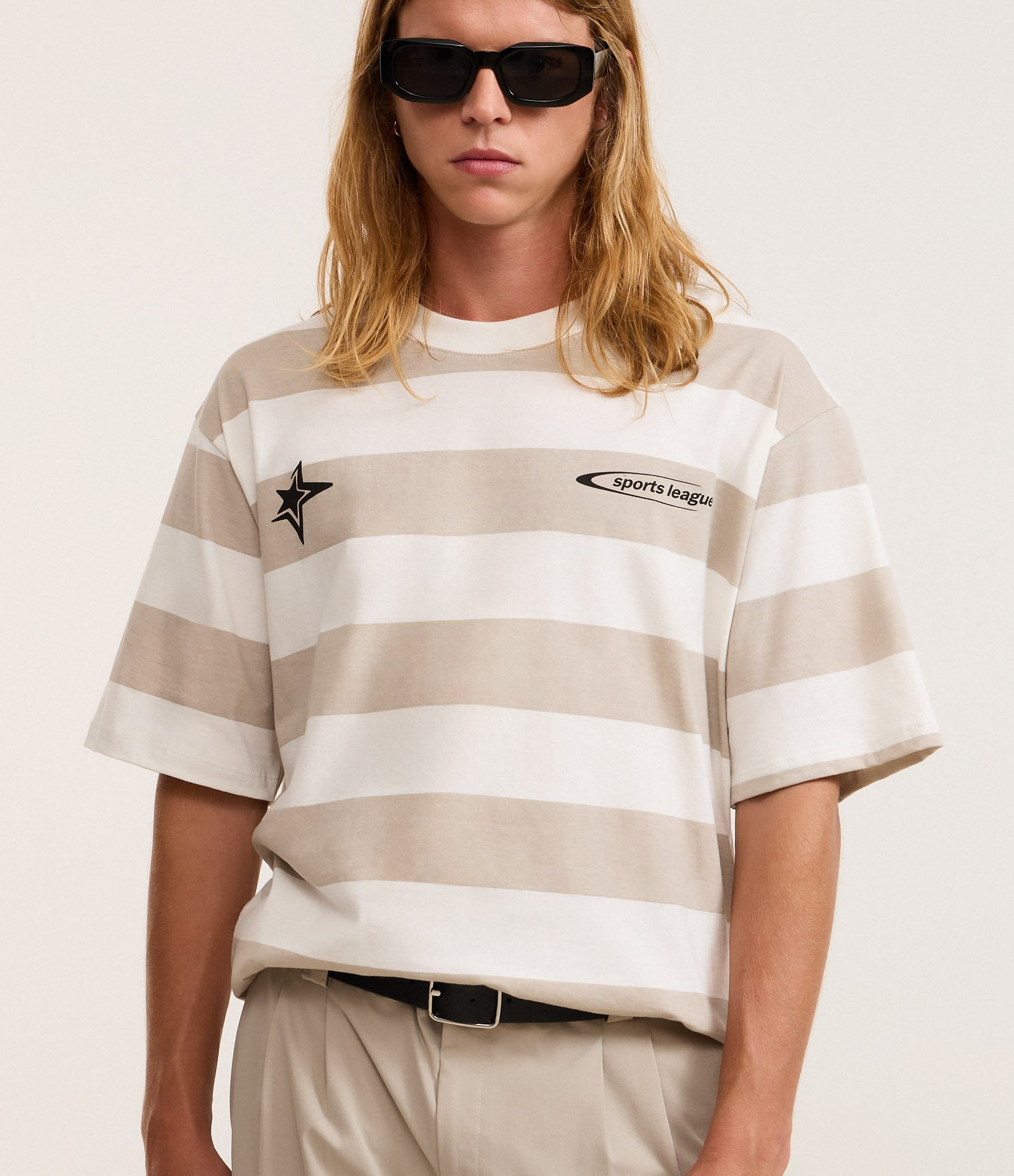 Camiseta Boxy em Algodão com Estampa e Listras Multicores 5