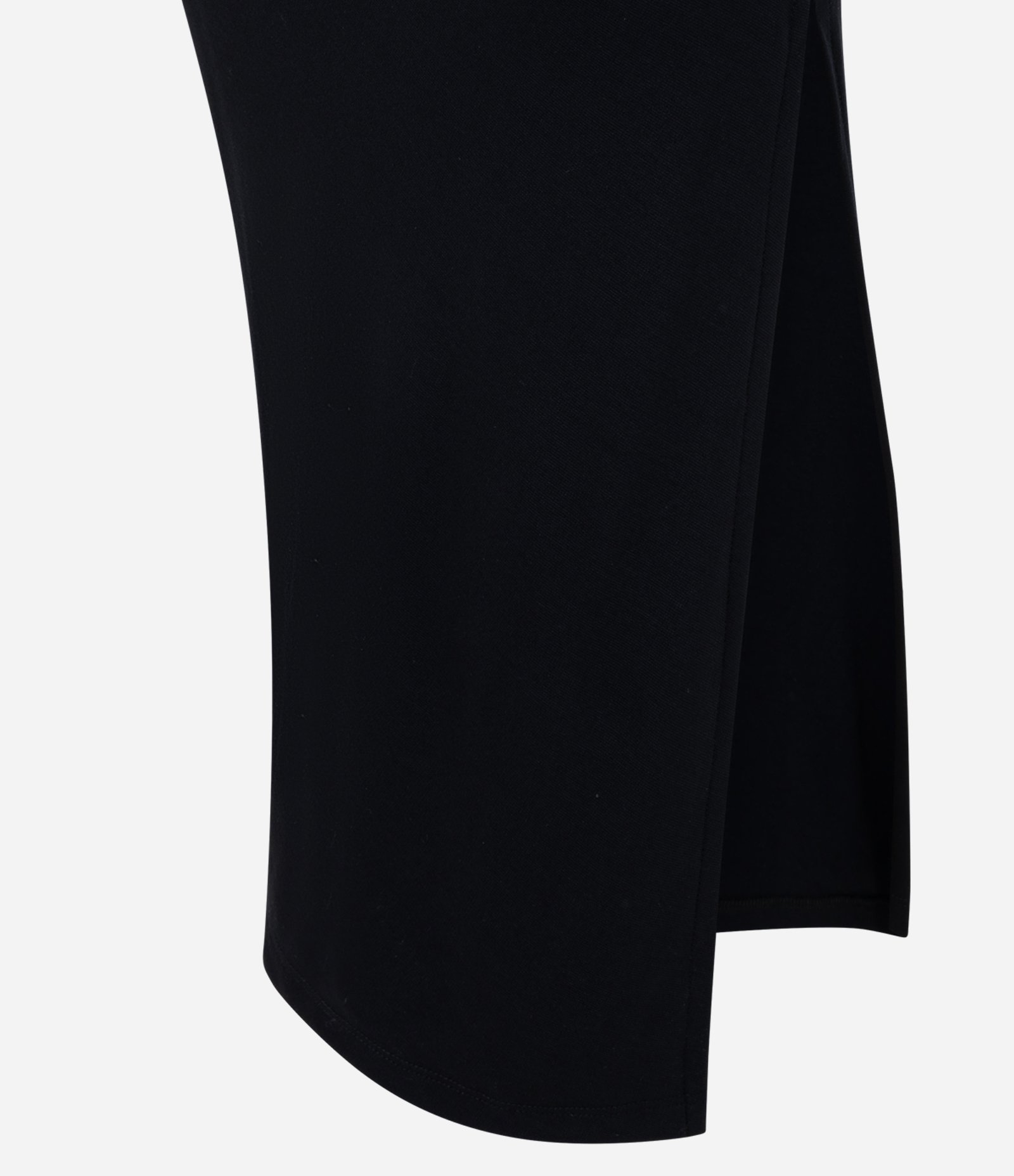 Vestido Long Midi com Ombro Só e Pregas Laterais Preto 5