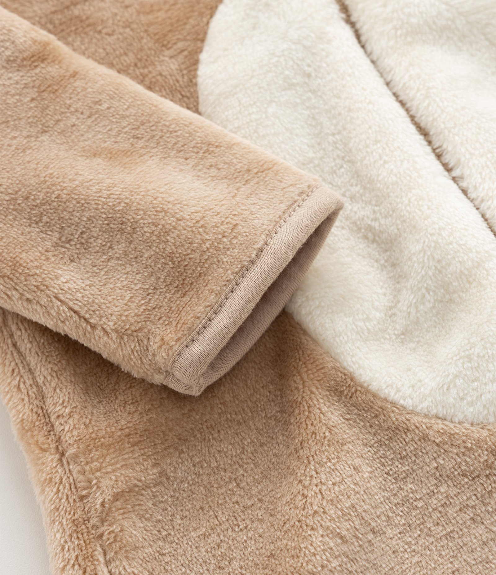 Macacão Infantil em Plush com Capuz de Urso – Tam 0 a 18 Meses Caramelo 10