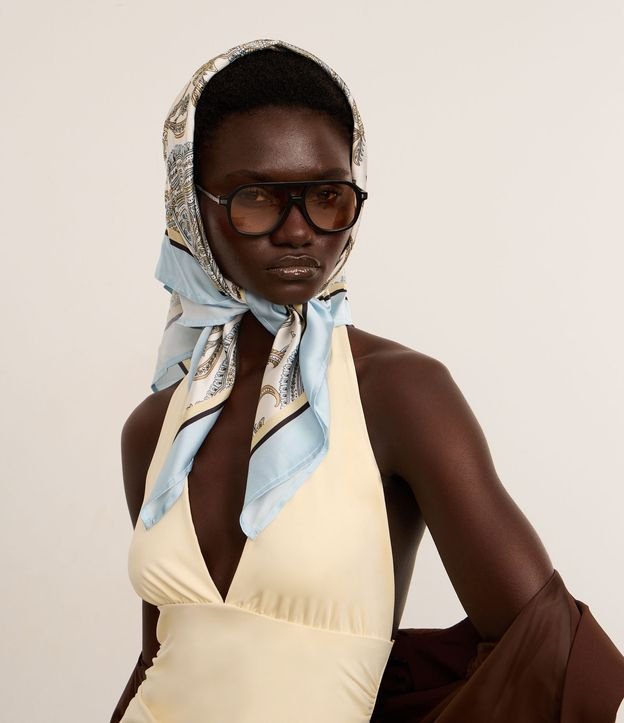 Lenço Retangular em Cetim com Estampa Paisley