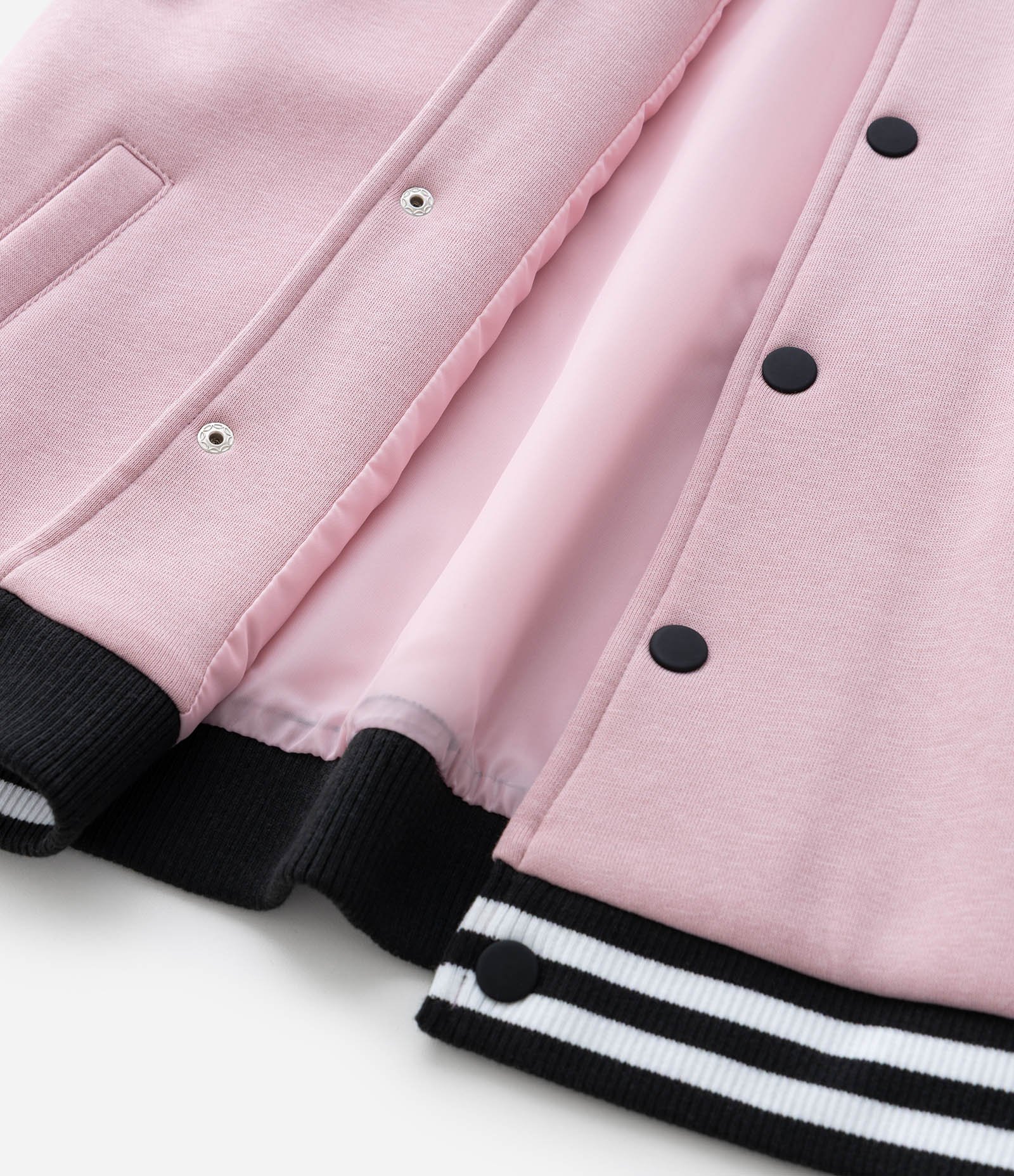 Jaqueta Infantil Bomber Varsity Kuromi – Tam 5 a 14 Anos Rosa/Preto 9