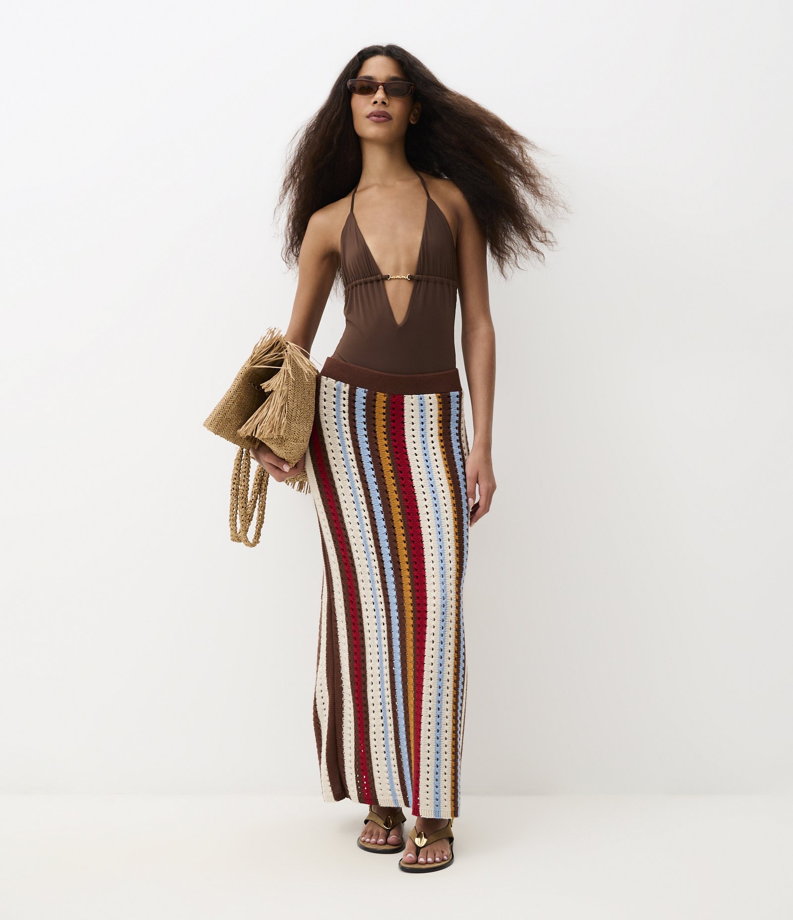 Maiô Cavado em Microfibra com Recorte e Aviamento Metalizado Marrom 2