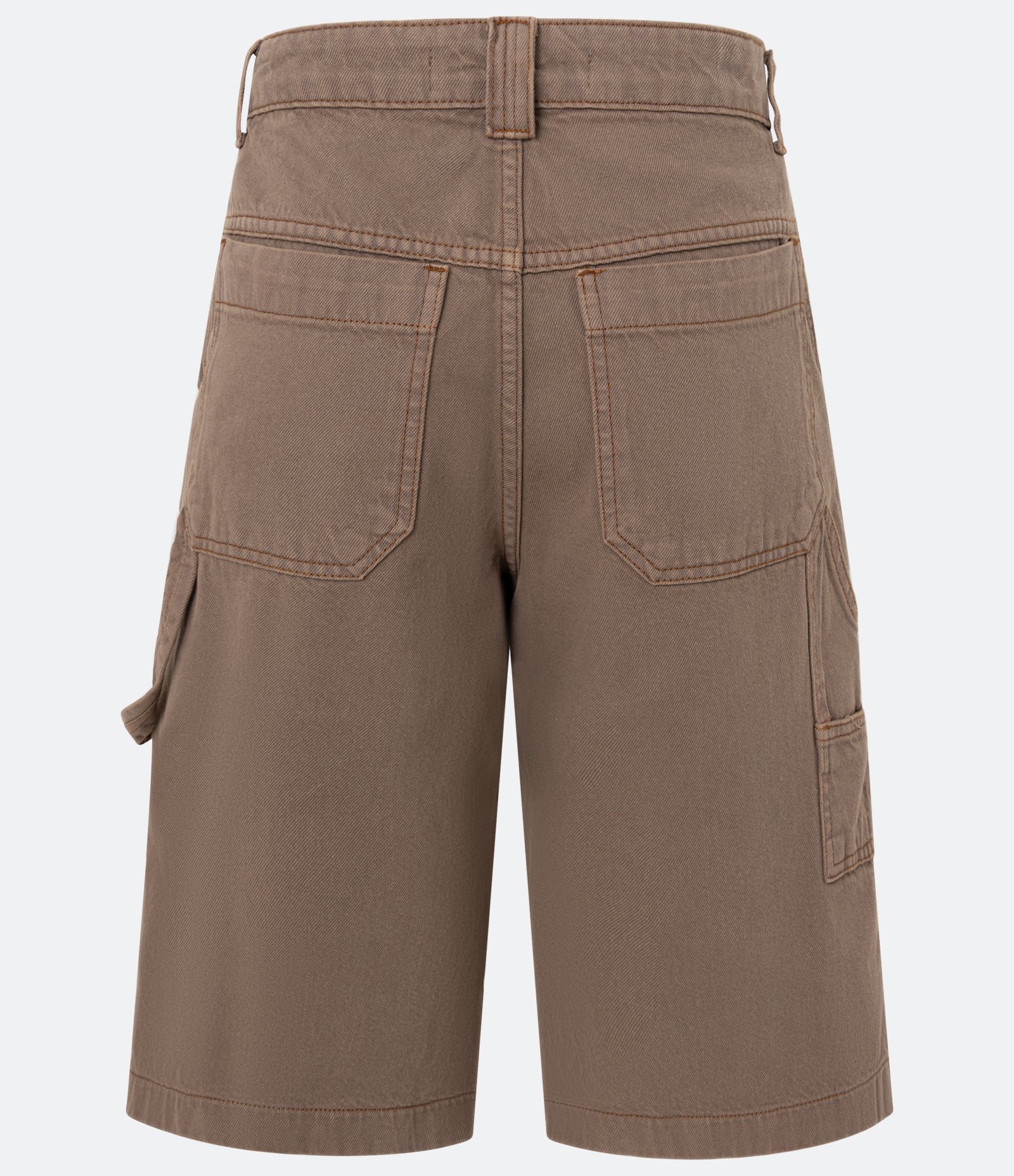 Bermuda em Sarja com Bolso Carpinteiro Marrom 6