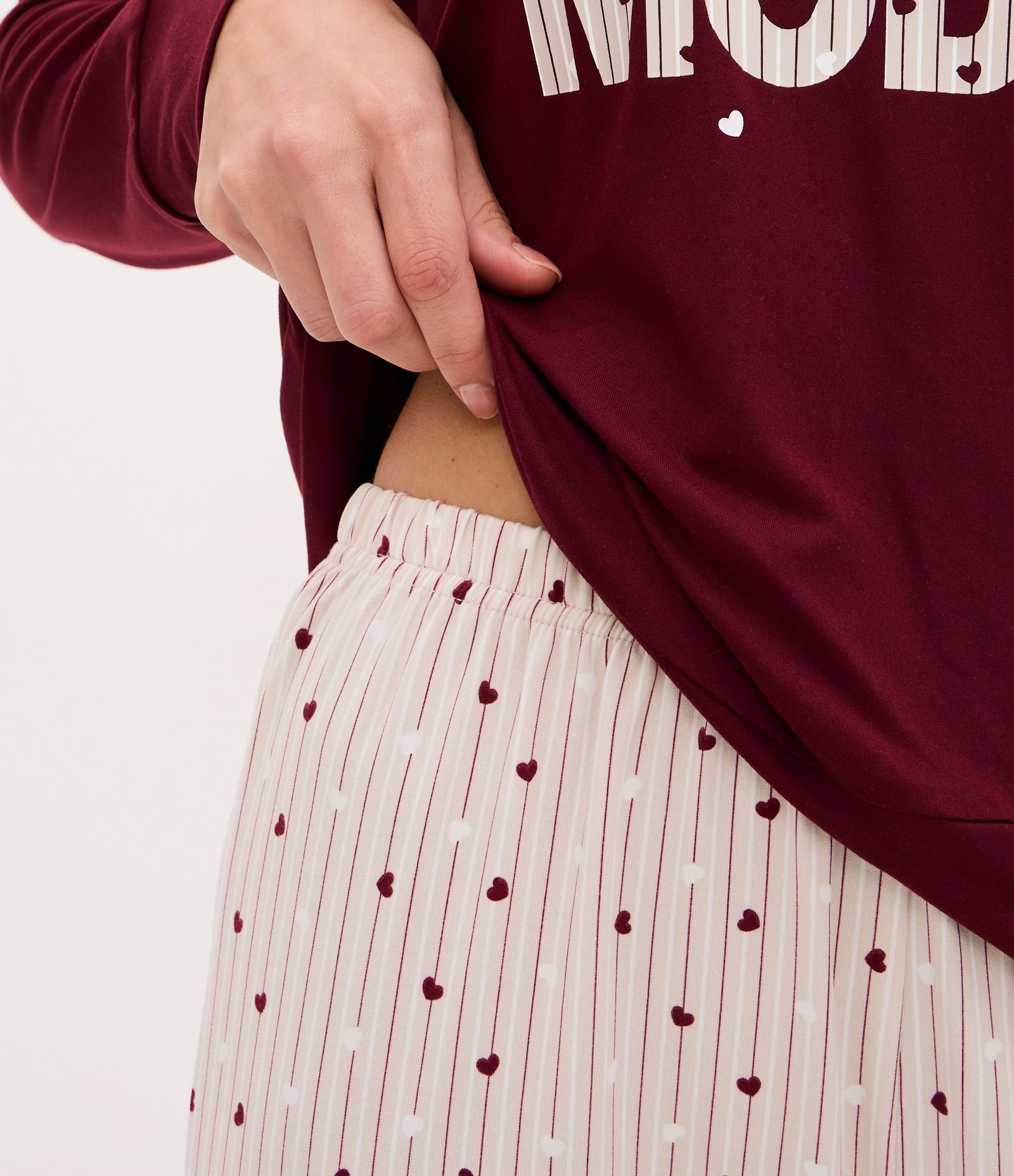 Pijama Longo em Peach Touch com Estampa Poá Vinho 3