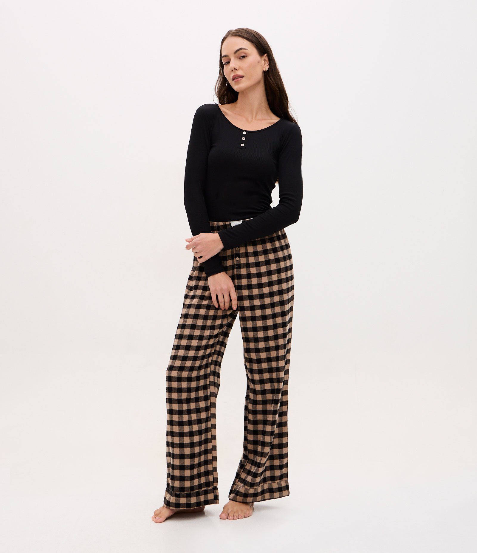 Blusa Pijama Canelada com Botões na Gola Redonda Preto 3