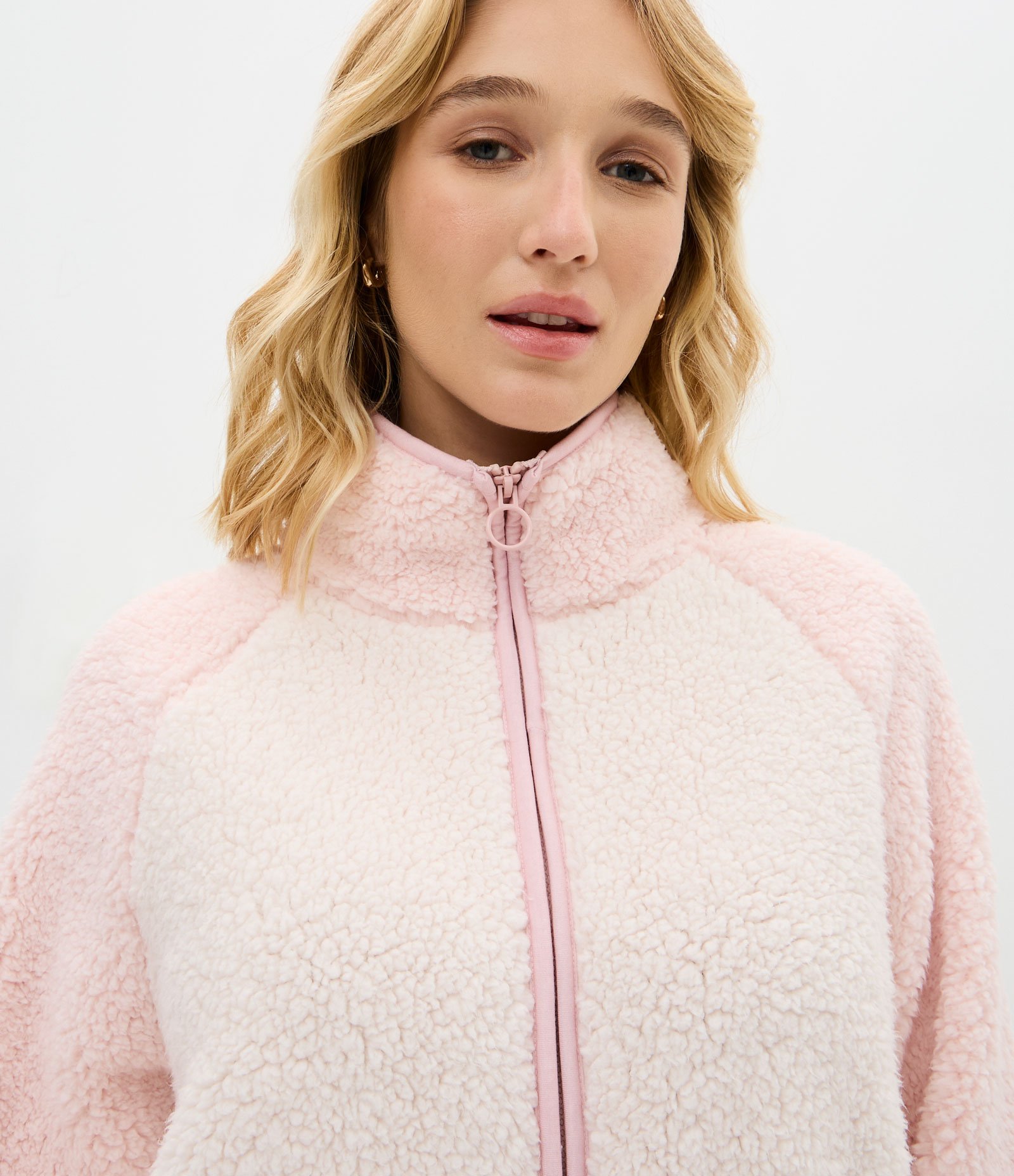 Robe em Sherpa com Zíper e Blocos de Cor Rosa 3