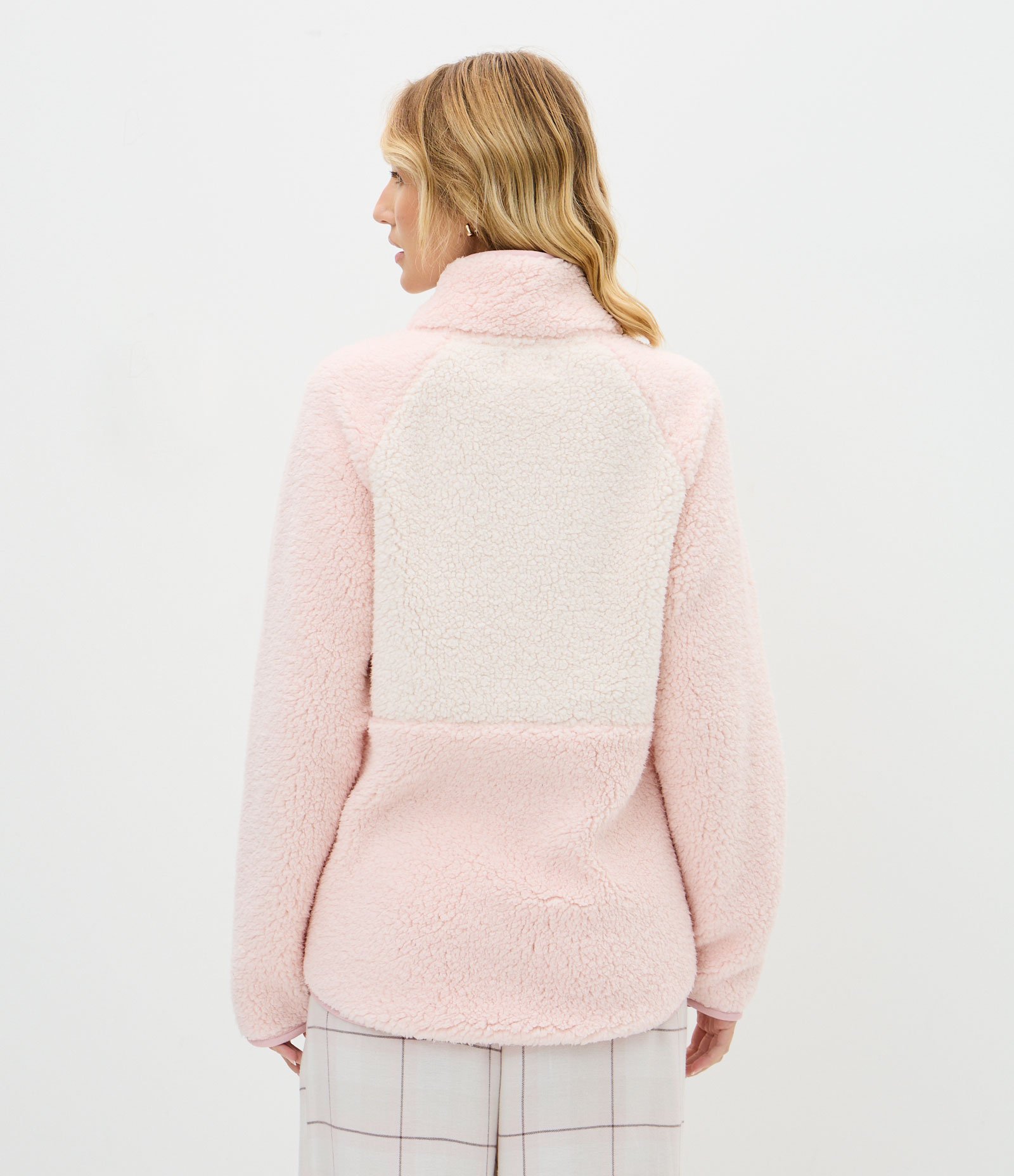 Robe em Sherpa com Zíper e Blocos de Cor Rosa 4