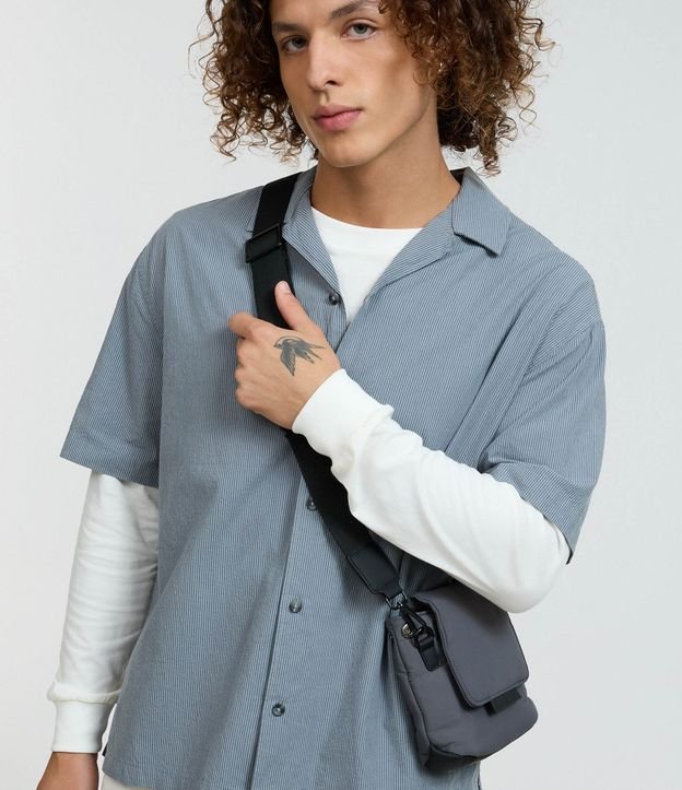 Bolsa Shoulder Bag com bolso