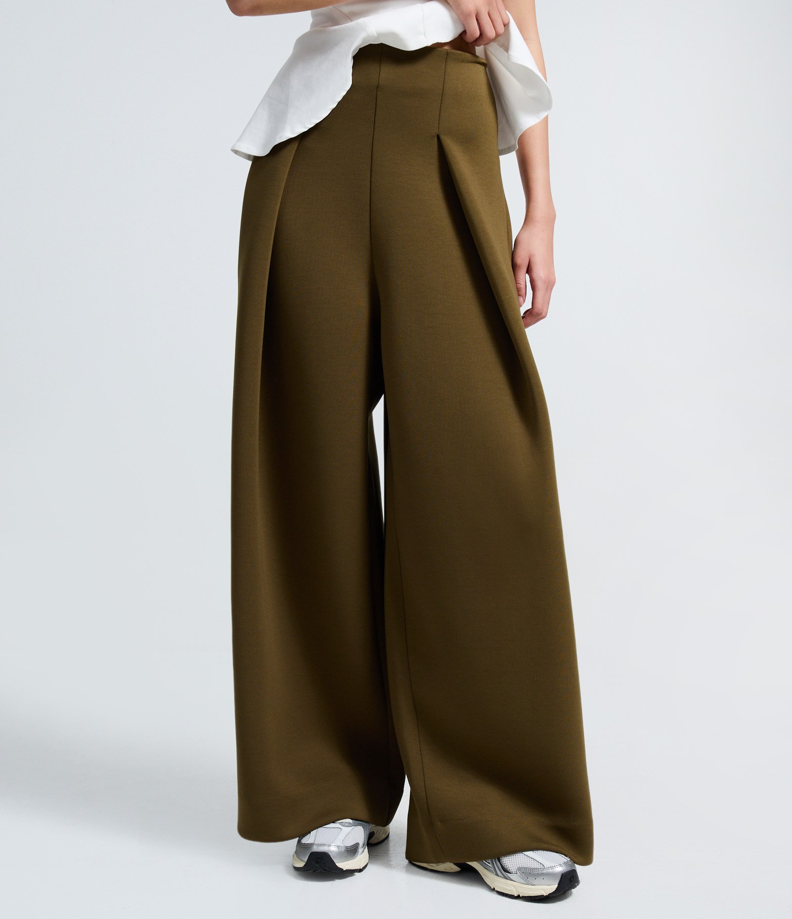 Calça Barrel em Moletom com Pregas Verde 3