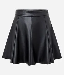 Short Saia Evasê em PU com Frisos
