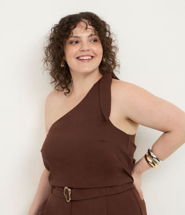 Blusa Ombro Único em Viscolinho com Nó na Alça Curve & Plus Size