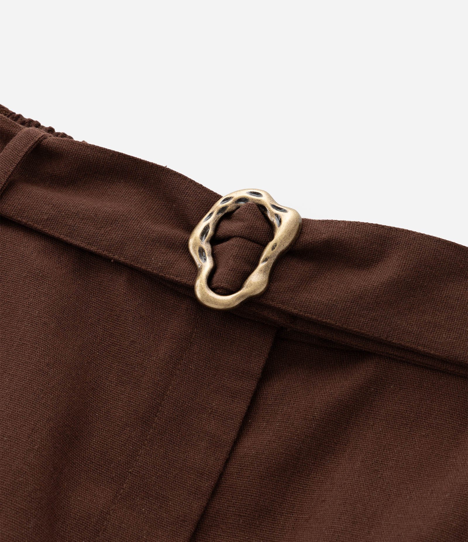 Bermuda em Viscolinho com Cinto e Fivela Orgânica Curve & Plus Size Marrom 4