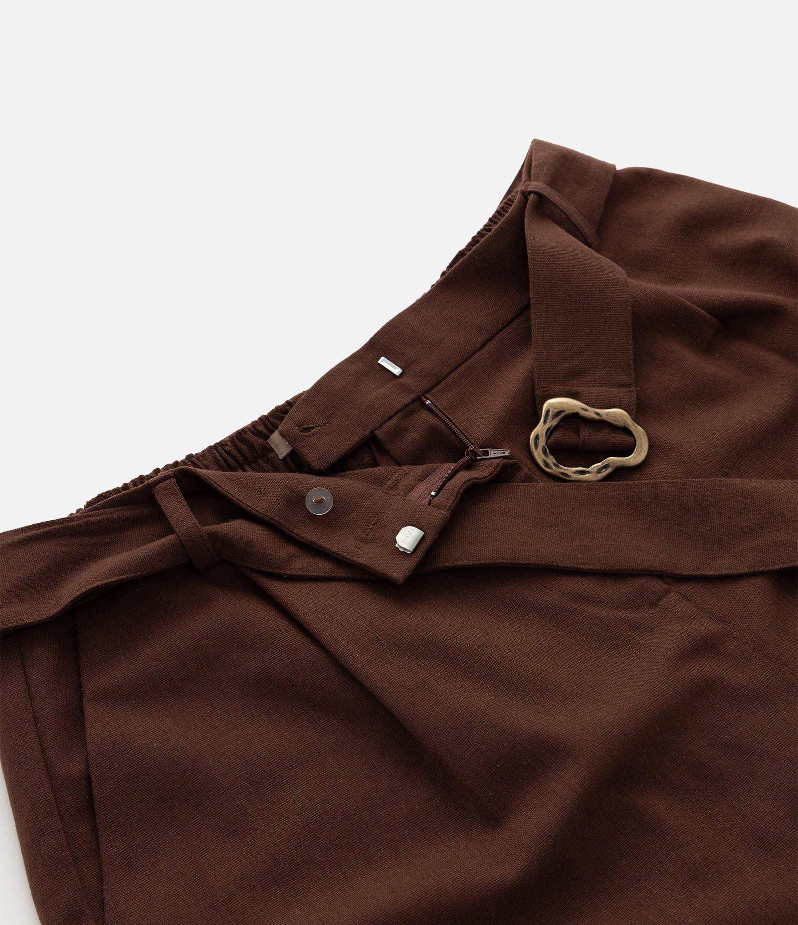 Bermuda em Viscolinho com Cinto e Fivela Orgânica Curve & Plus Size Marrom 5