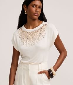 Blusa em Viscose com Paetês Metalizados no Peito