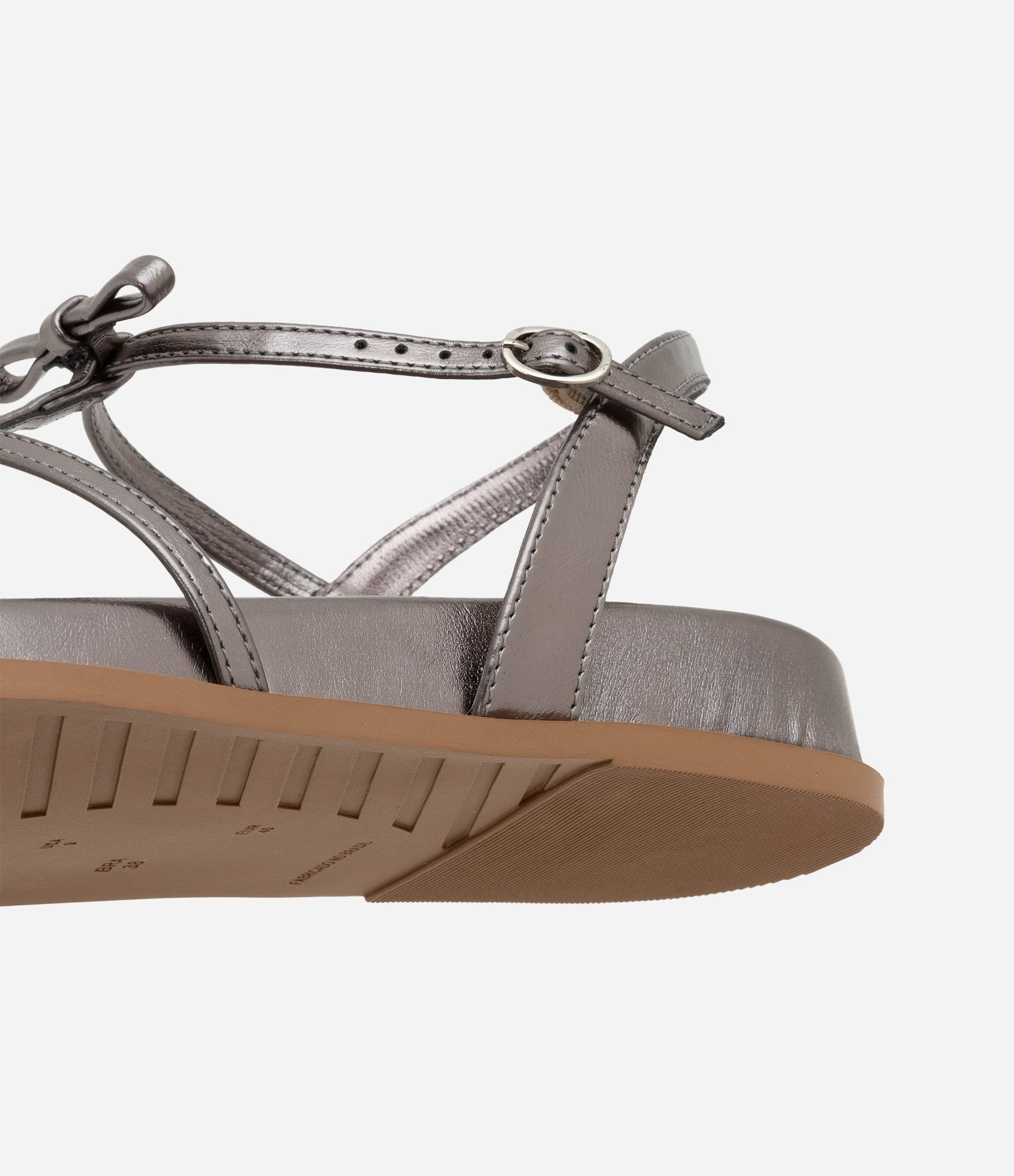 Sandália Rasteira com Tiras Finas com Lacinhos Aplicados Prata 4