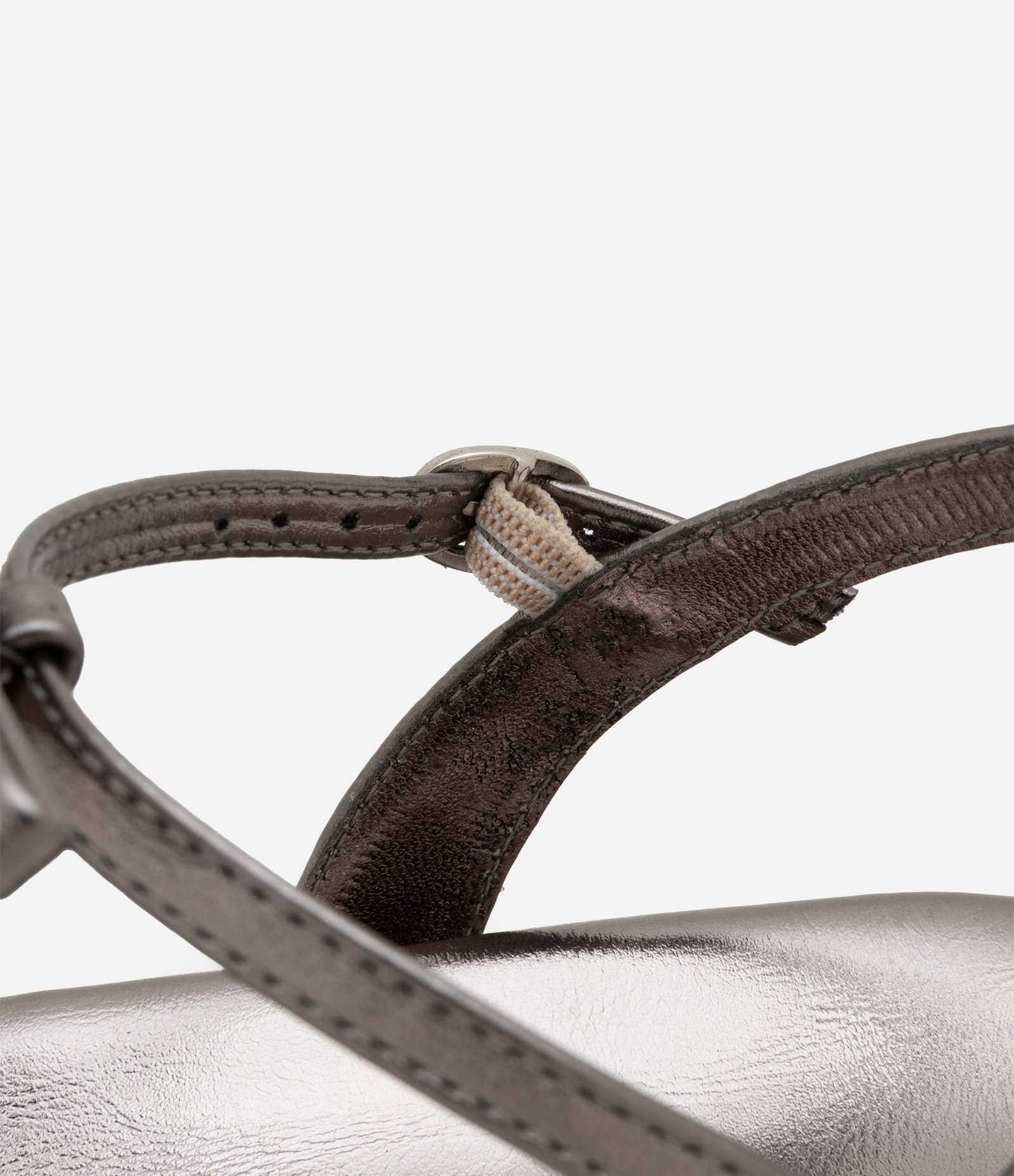 Sandália Rasteira com Tiras Finas com Lacinhos Aplicados Prata 6