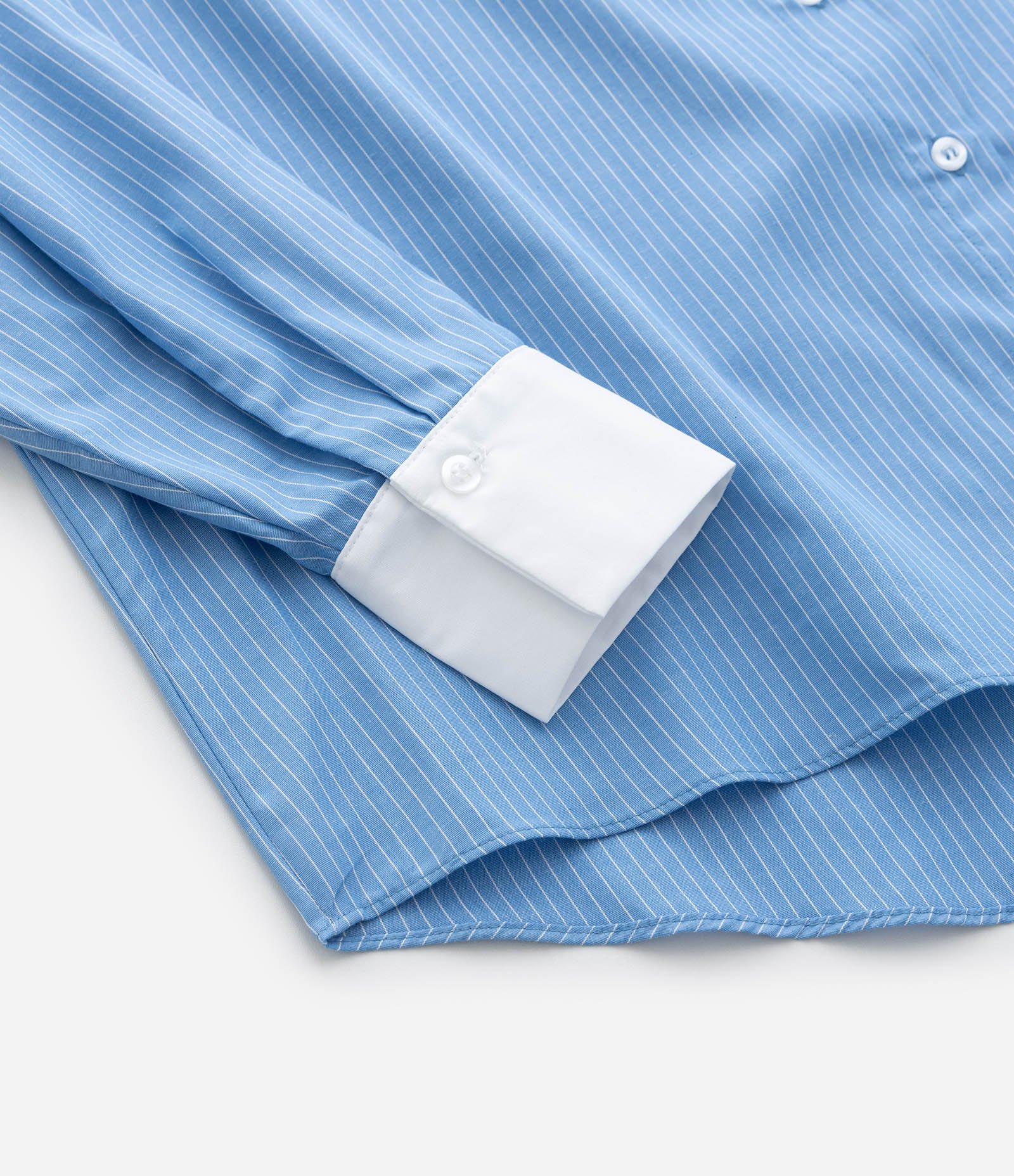 Camisa Manga Longa Listrada com Gola e Punhos Contrastantes Curve & Plus Size Azul 4