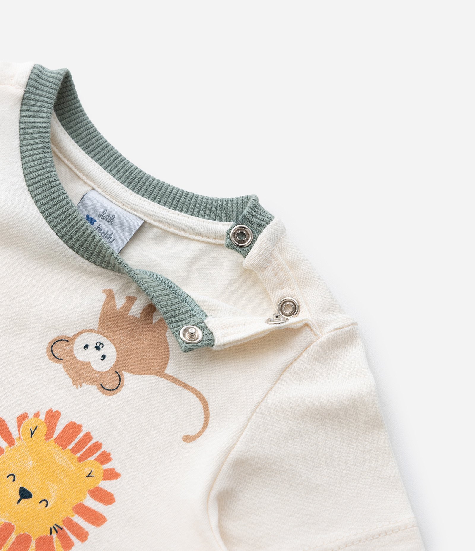 Macaquinho Infantil com Estampa Animais Empilhados - Tam 0 a 18 meses Bege 7