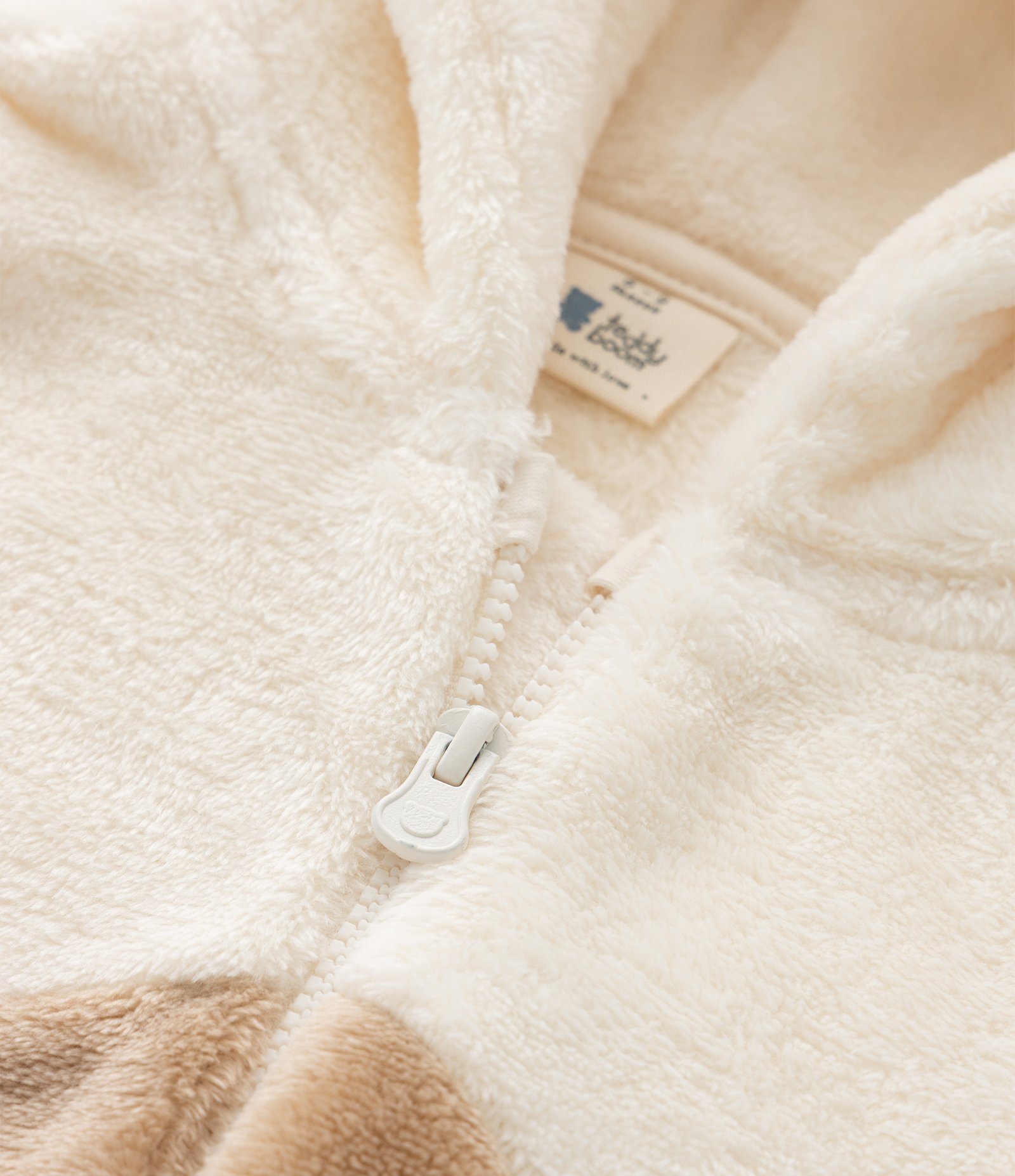 Macacão Infantil com Capuz e Bordado de Urso – Tam 0 a 18 Meses Off White 10