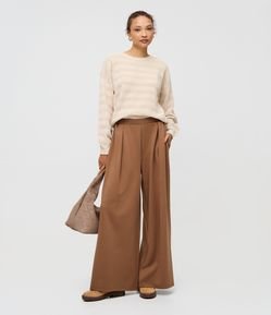 Calça em Moletom com Vinco e Cós Ajustável