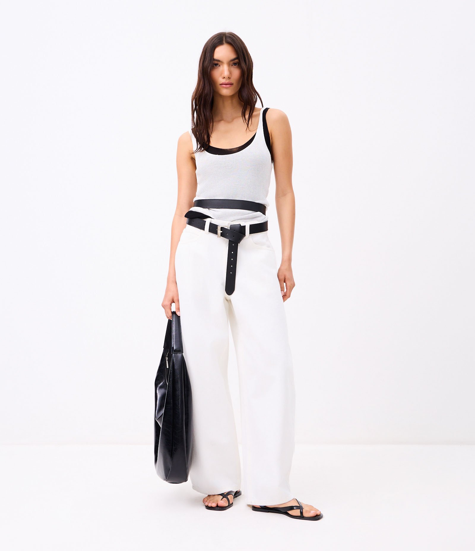 Calça Barrel Maxi Oversized Alfaiatada em Sarja com Cintura Baixa Off White 6