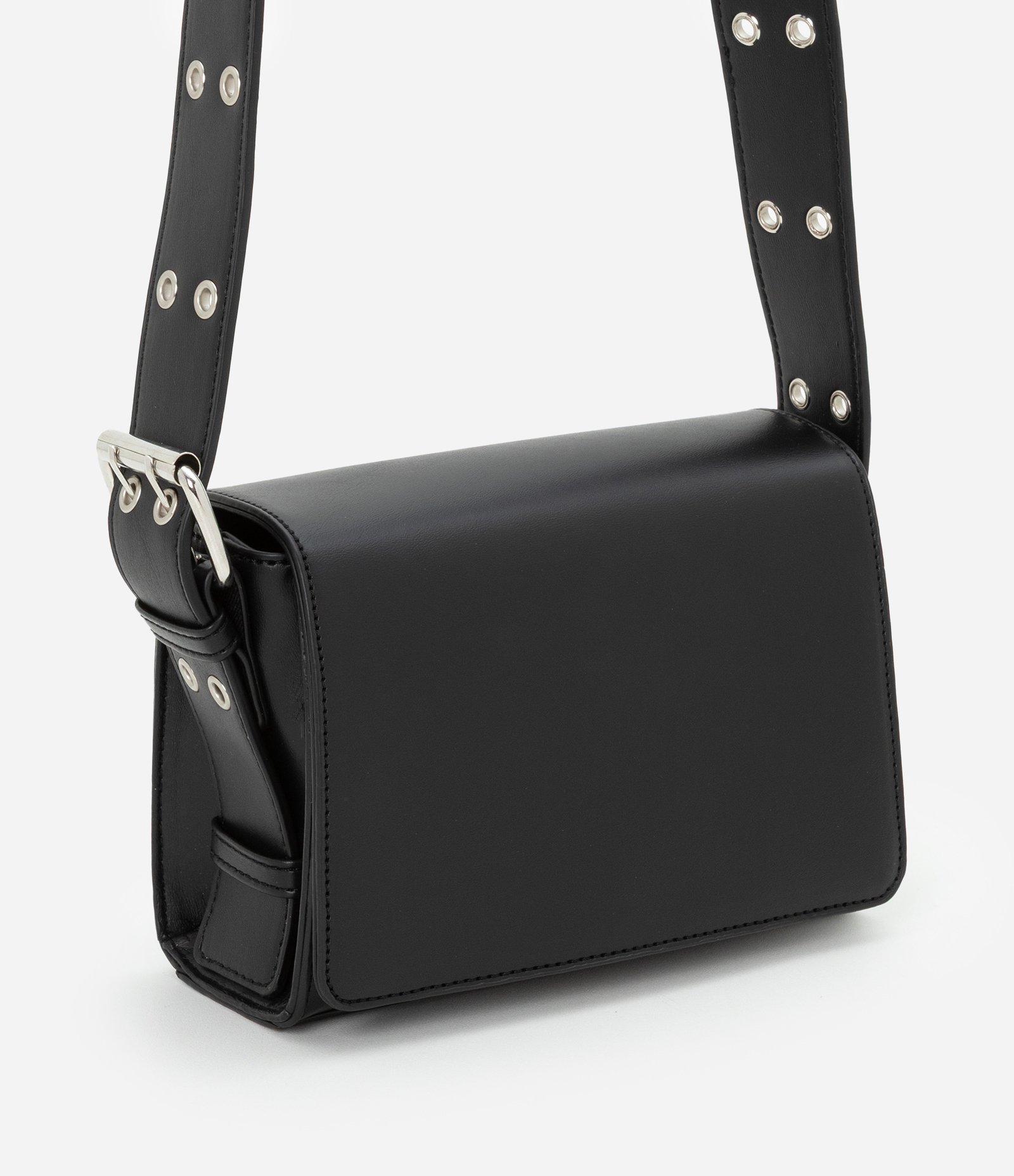 Bolsa Shoulder Bag Transversal em PU com Ilhoses Preto 6