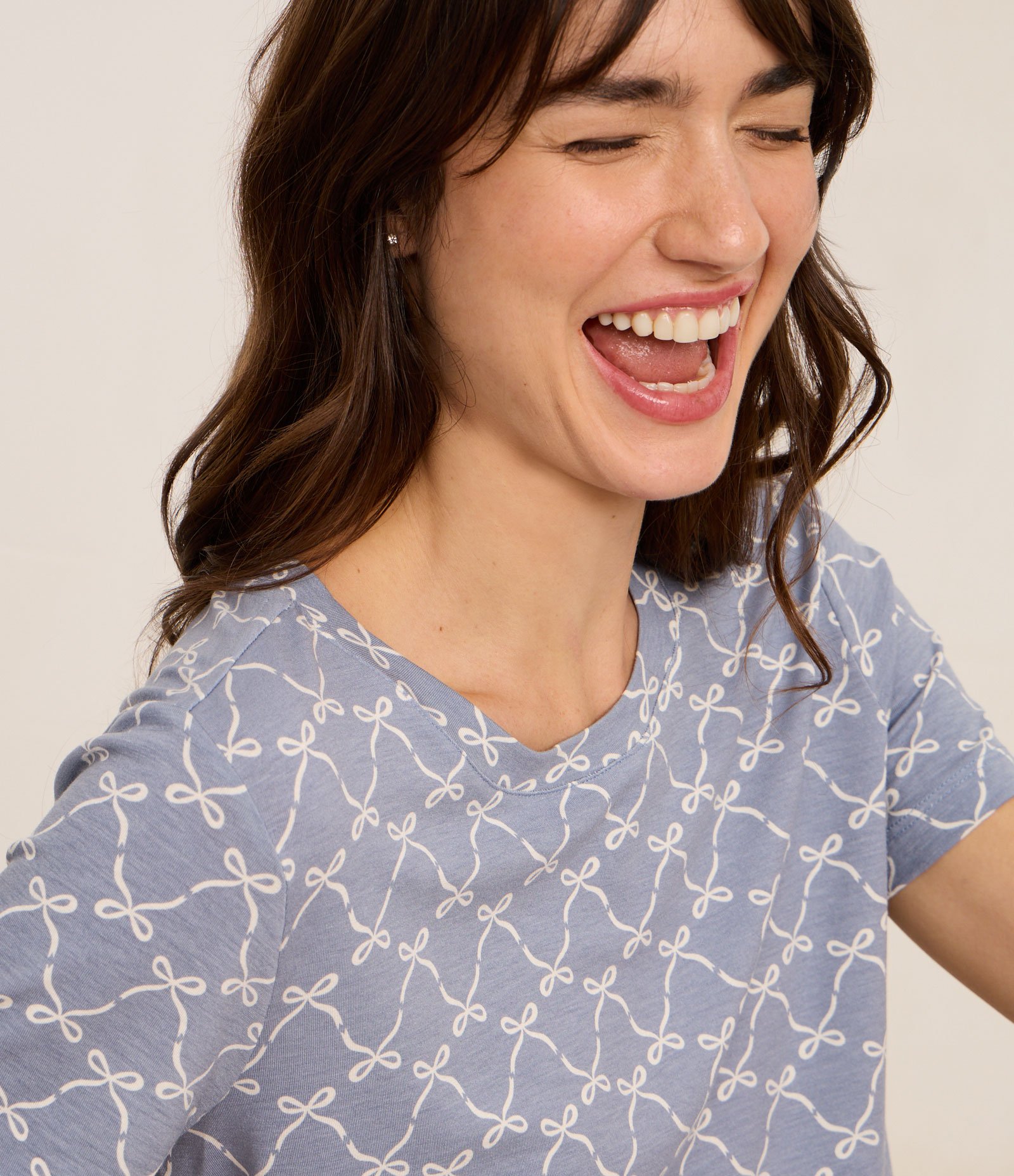 Blusa de Pijama em Viscose com Estampa de Lacinhos Azul 3