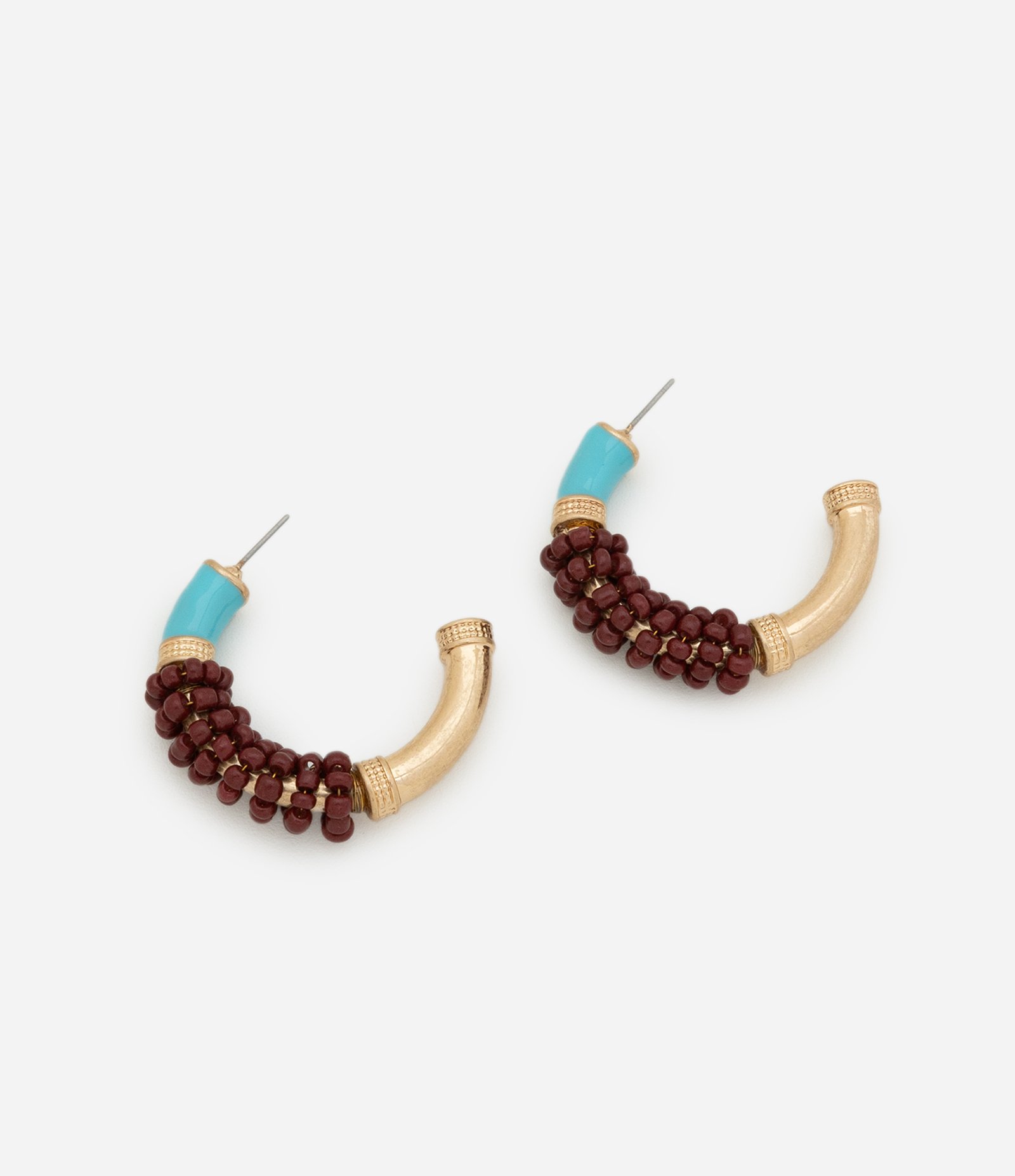 Brinco Meia Argola Metalizado com Detalhes Contrastantes Dourado 1