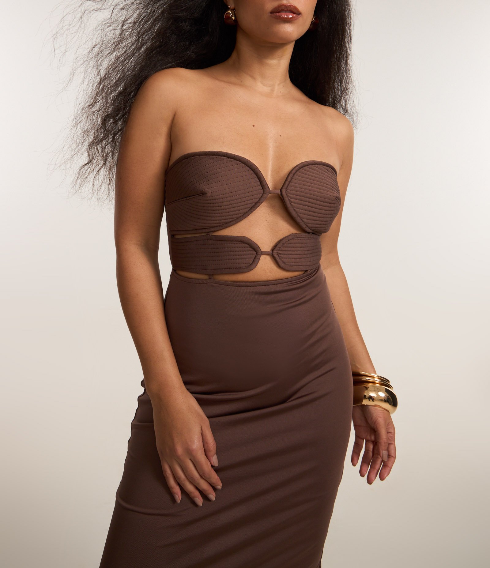 Vestido Midi Tomara que Caia com Busto Pespontado Marrom 2