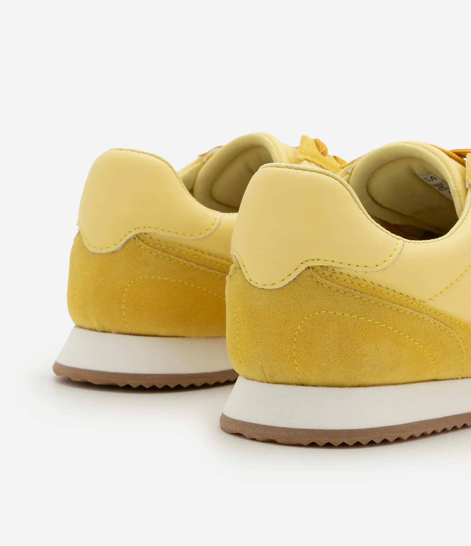 Tênis Chuteira Vintage com Recortes Amarelo 5