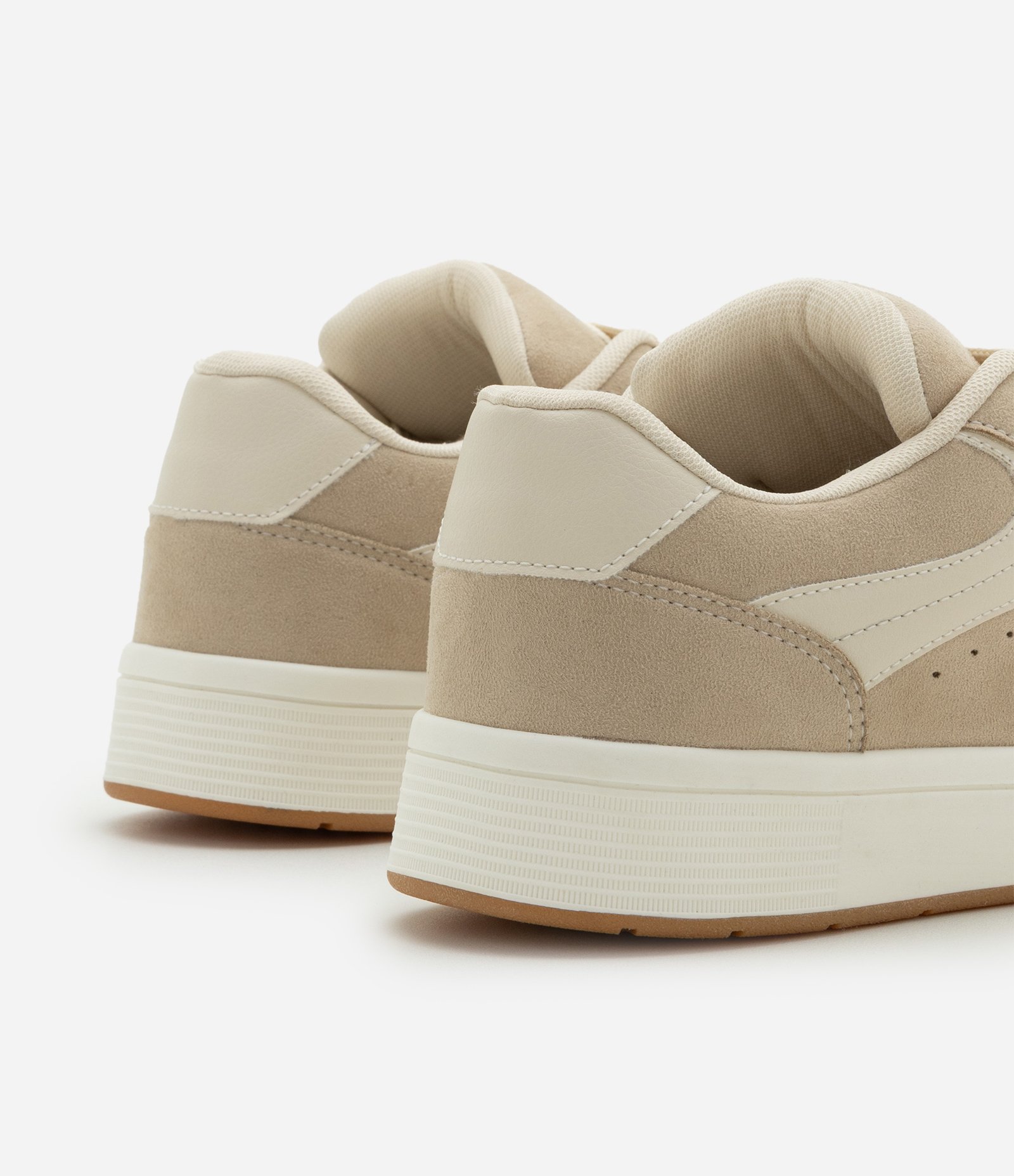 Tênis Casual de PU com Cadarço e Recortes Bege Acinzentado 5