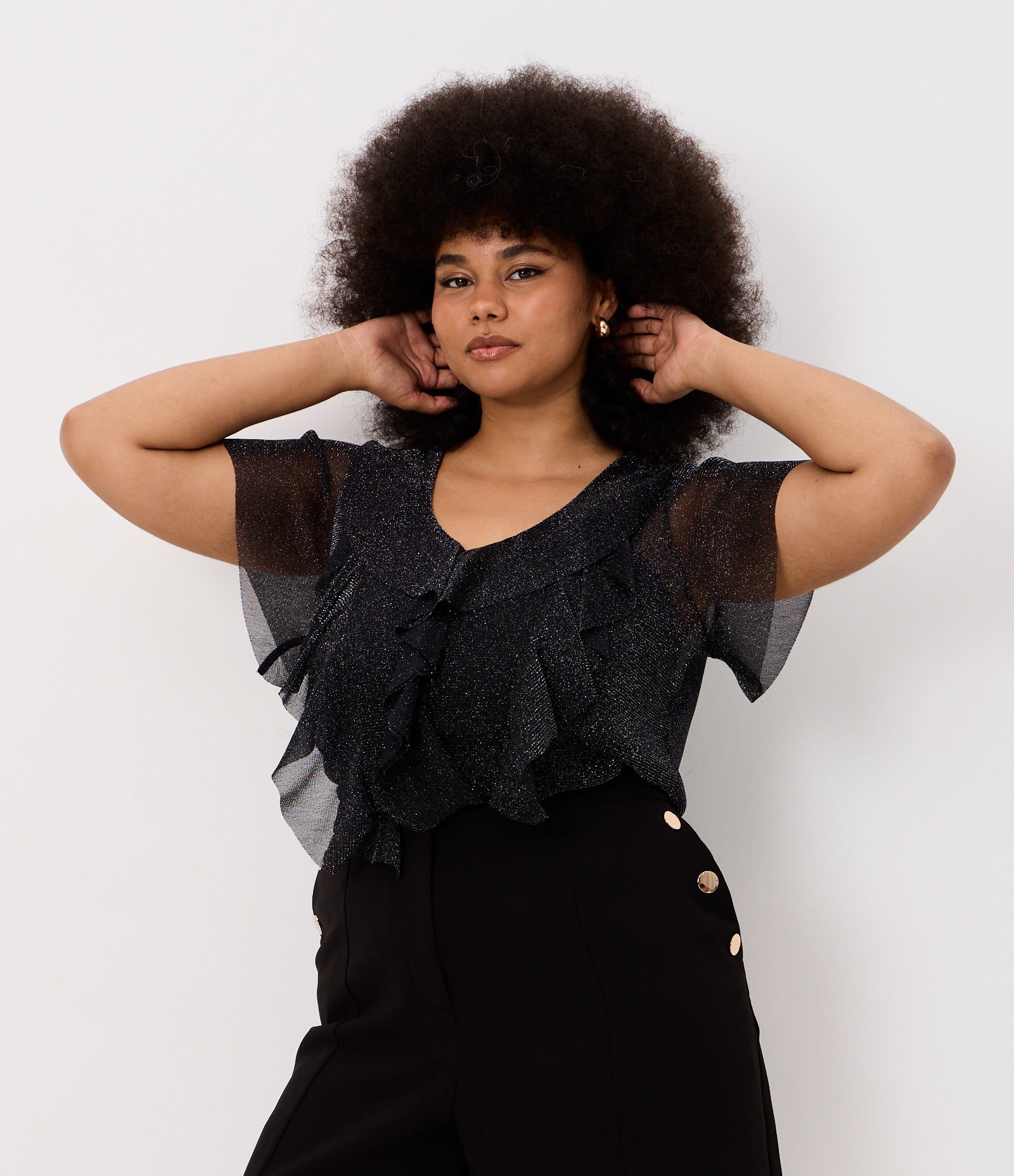 Blusa em Malha Metalizada e com Babados Curve & Plus Size Preto 1