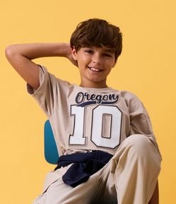 Camiseta Infantil com Estampa Lettering Oregon 10 – Tam 5 a 14 Anos